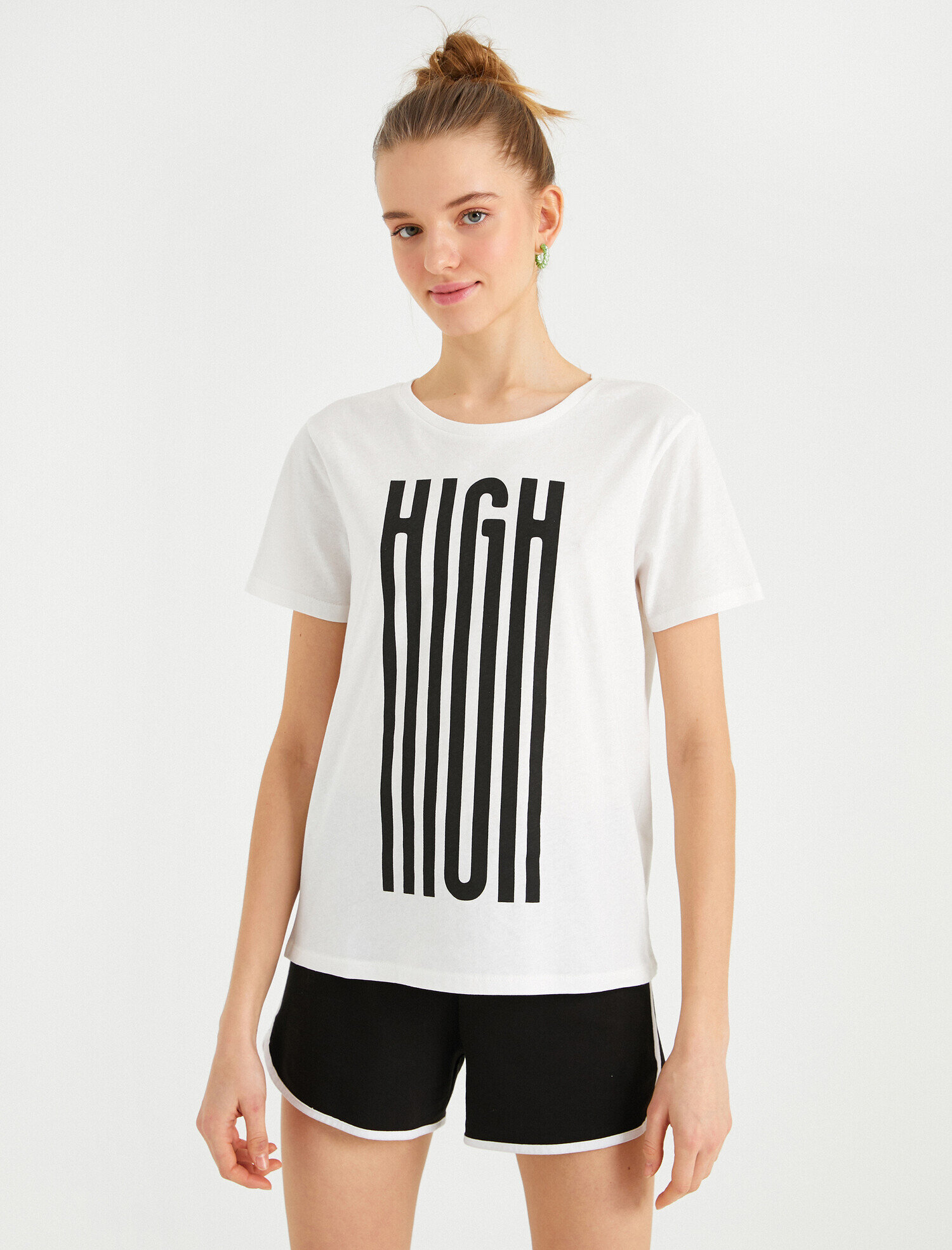   Kısa Kollu Baskılı Tişört