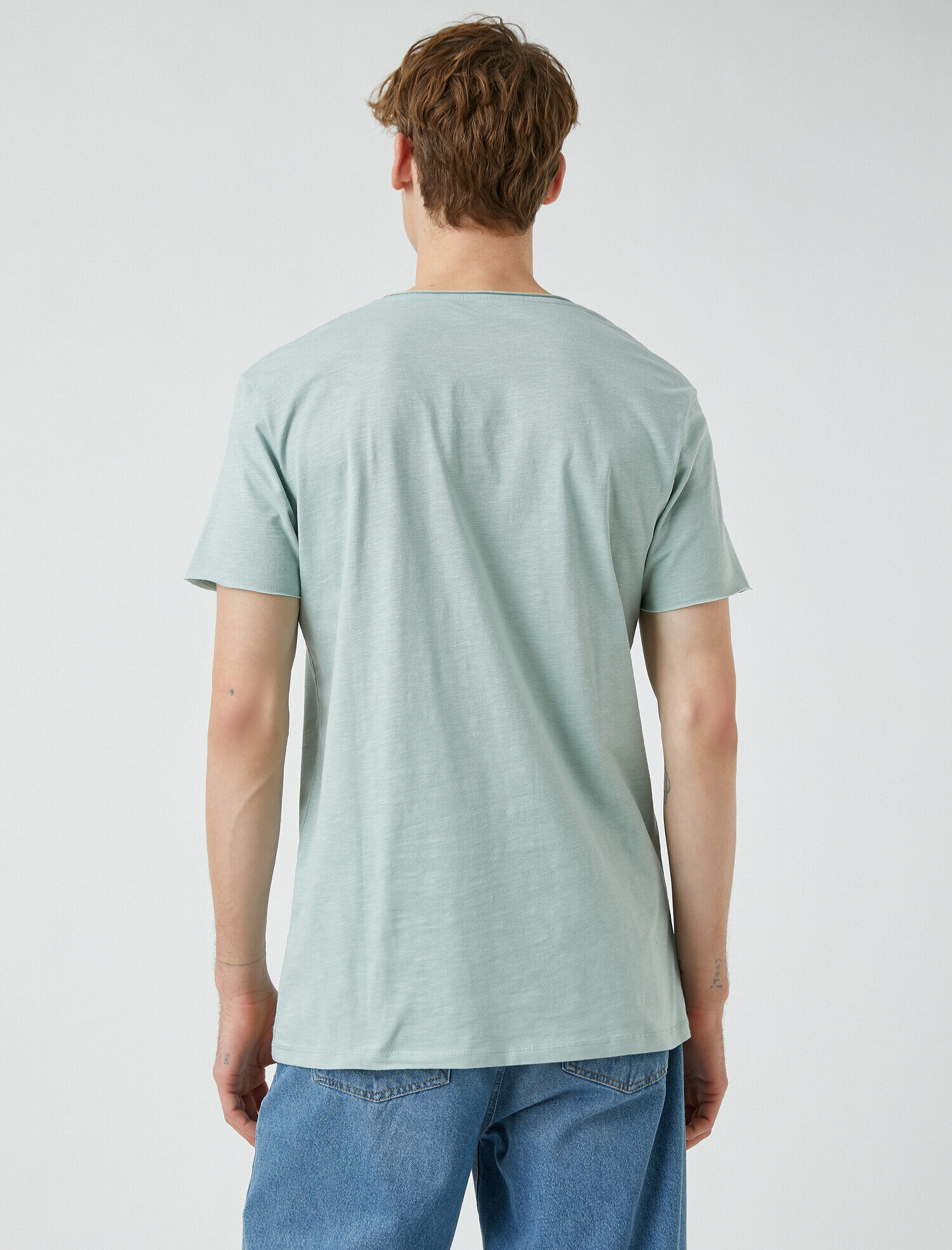 Basic Tişört Bisiklet Yaka Cep Detaylı Kısa Kollu