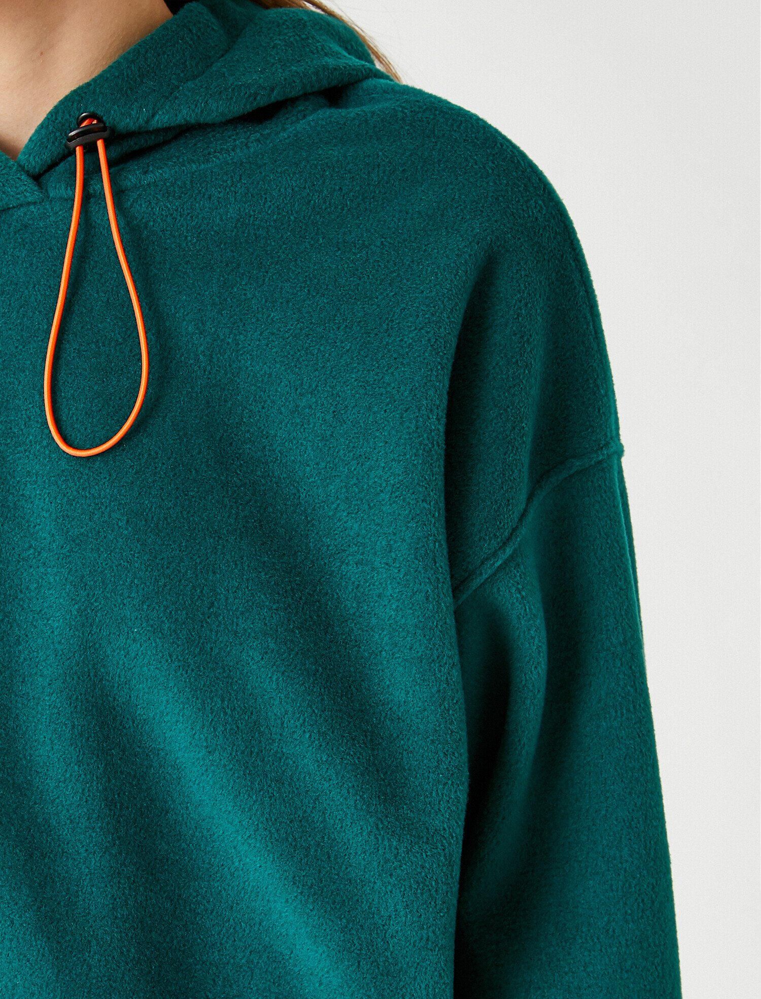   Kapüşonlu Kolları Lastikli Sweatshirt