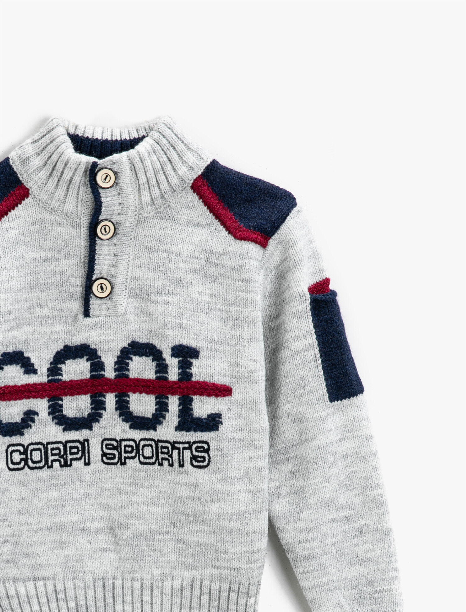  Erkek Çocuk Slogan Baskılı Triko Boğazlı Kazak Yakası Düğmeli