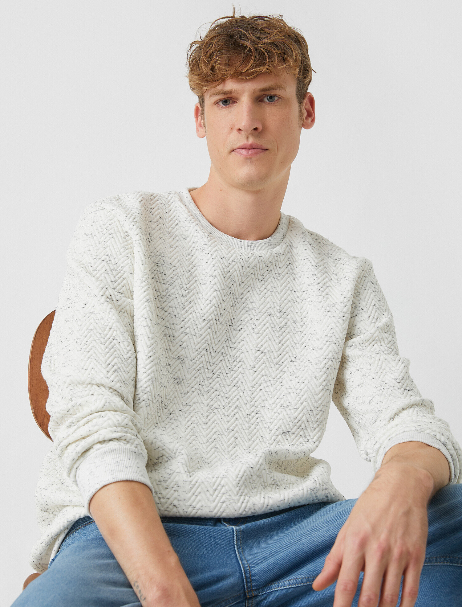   Dokulu Kumaş Kırçıllı Sweatshirt