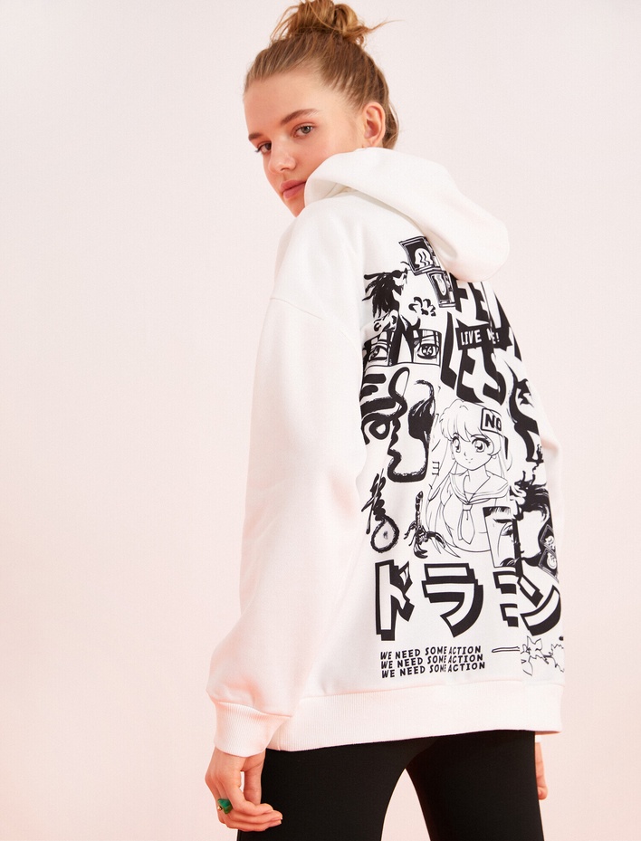  Kapüşonlu Baskılı Sweatshirt