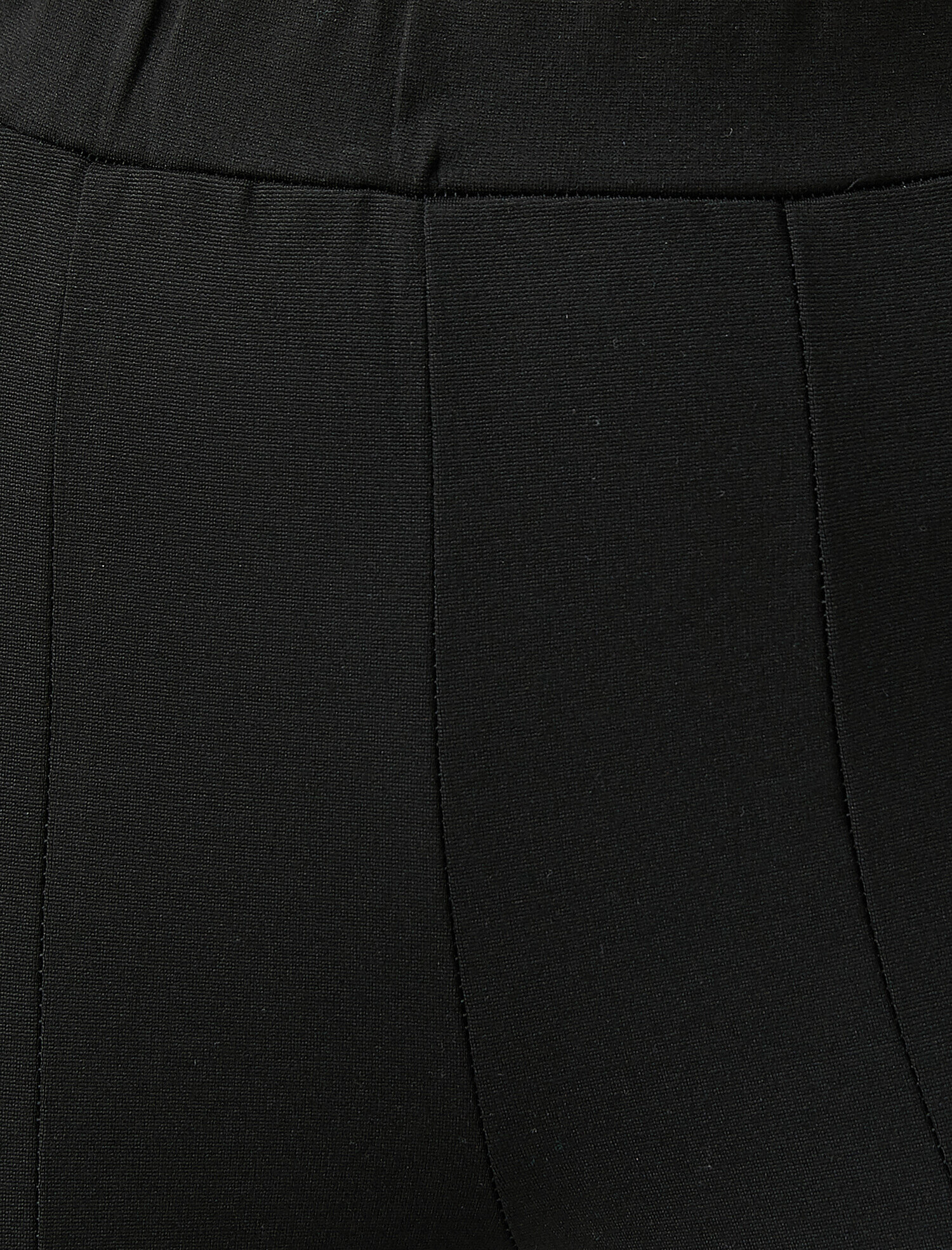   Paçası Yırtmaçlı Pantolon