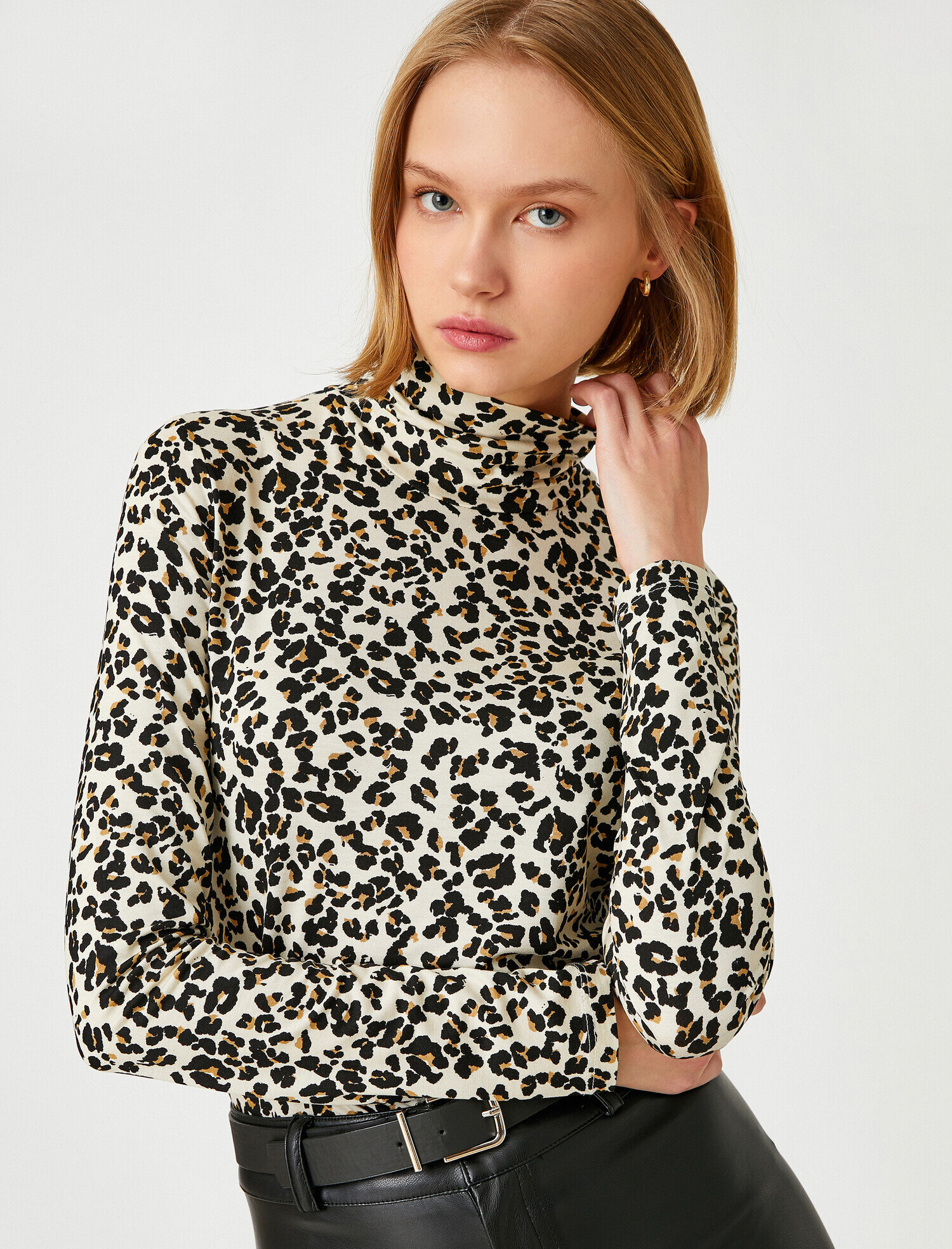   Uzun Kollu Tişört Leopar Baskılı