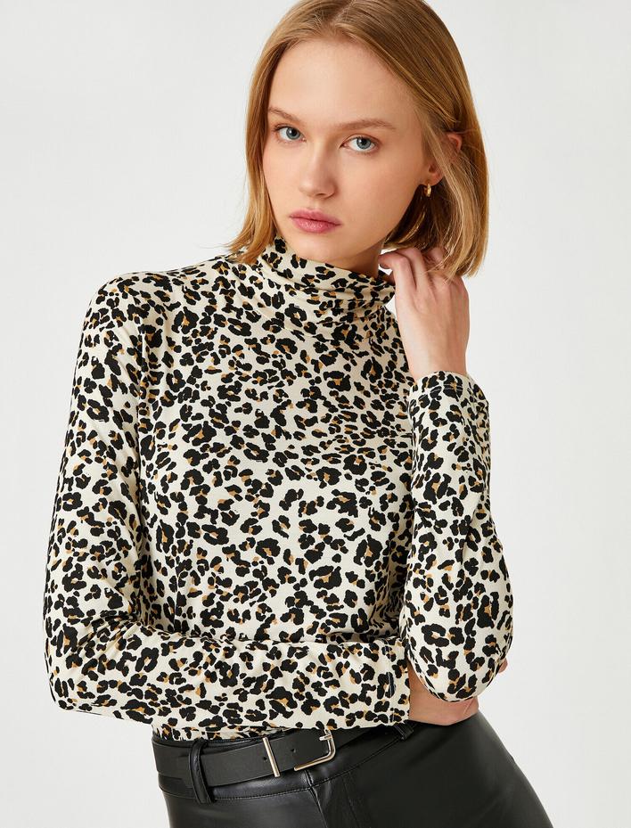  Uzun Kollu Tişört Leopar Baskılı