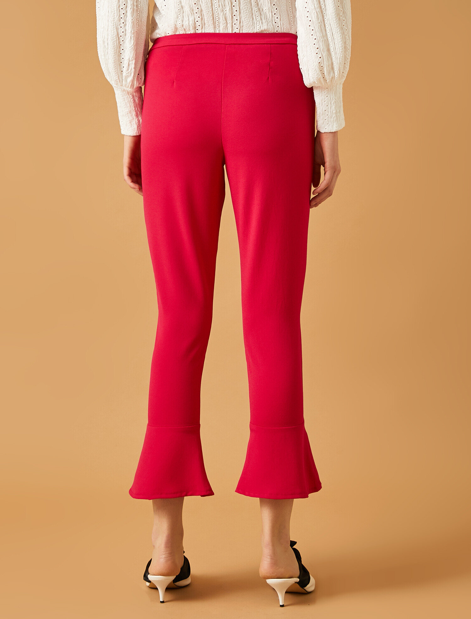 Fırfır Detaylı Pantolon