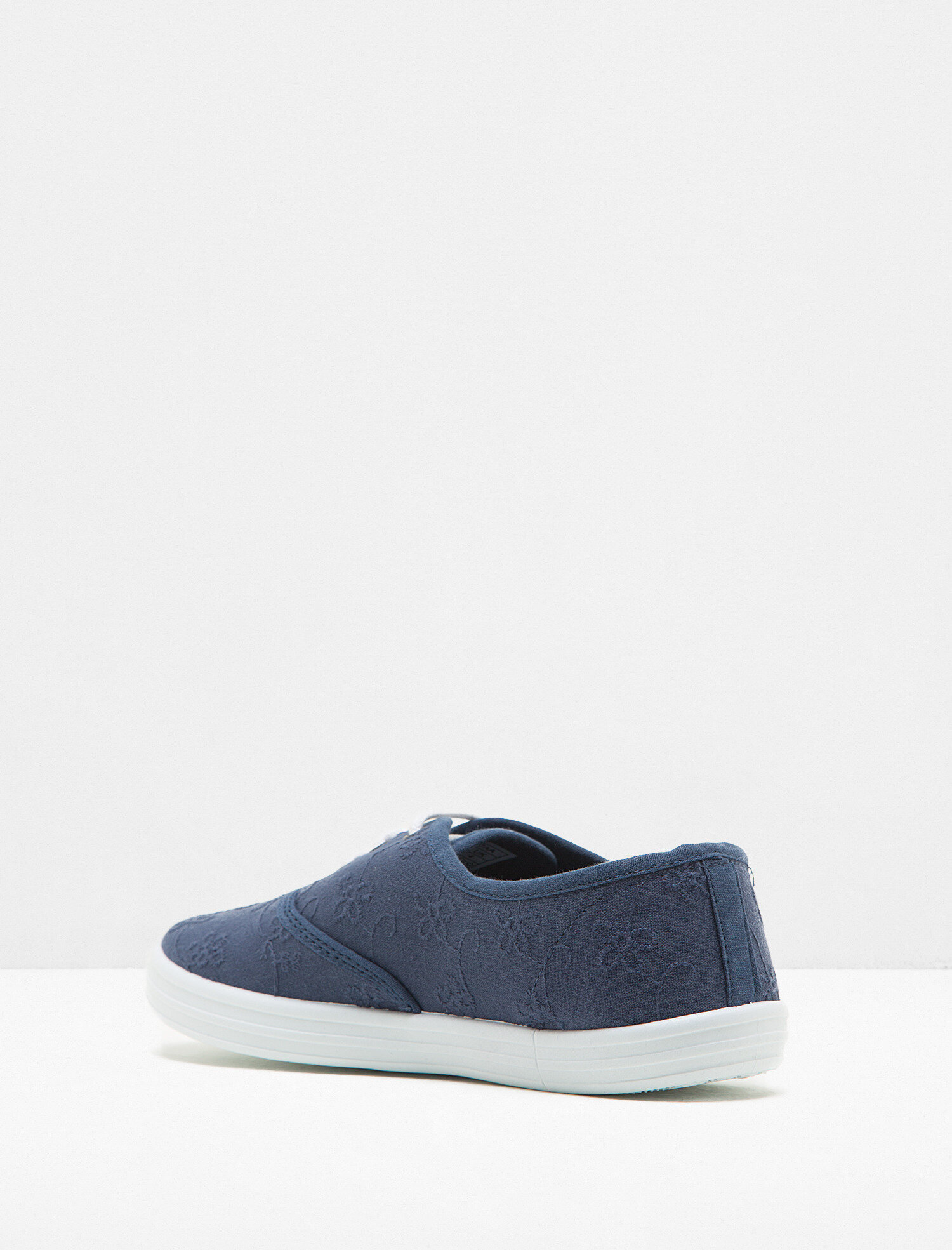  Kadın Bağcıklı Ayakkabı