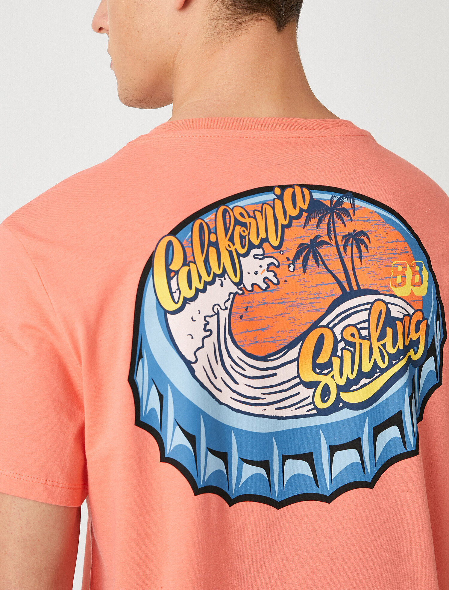   California Baskılı Tişört