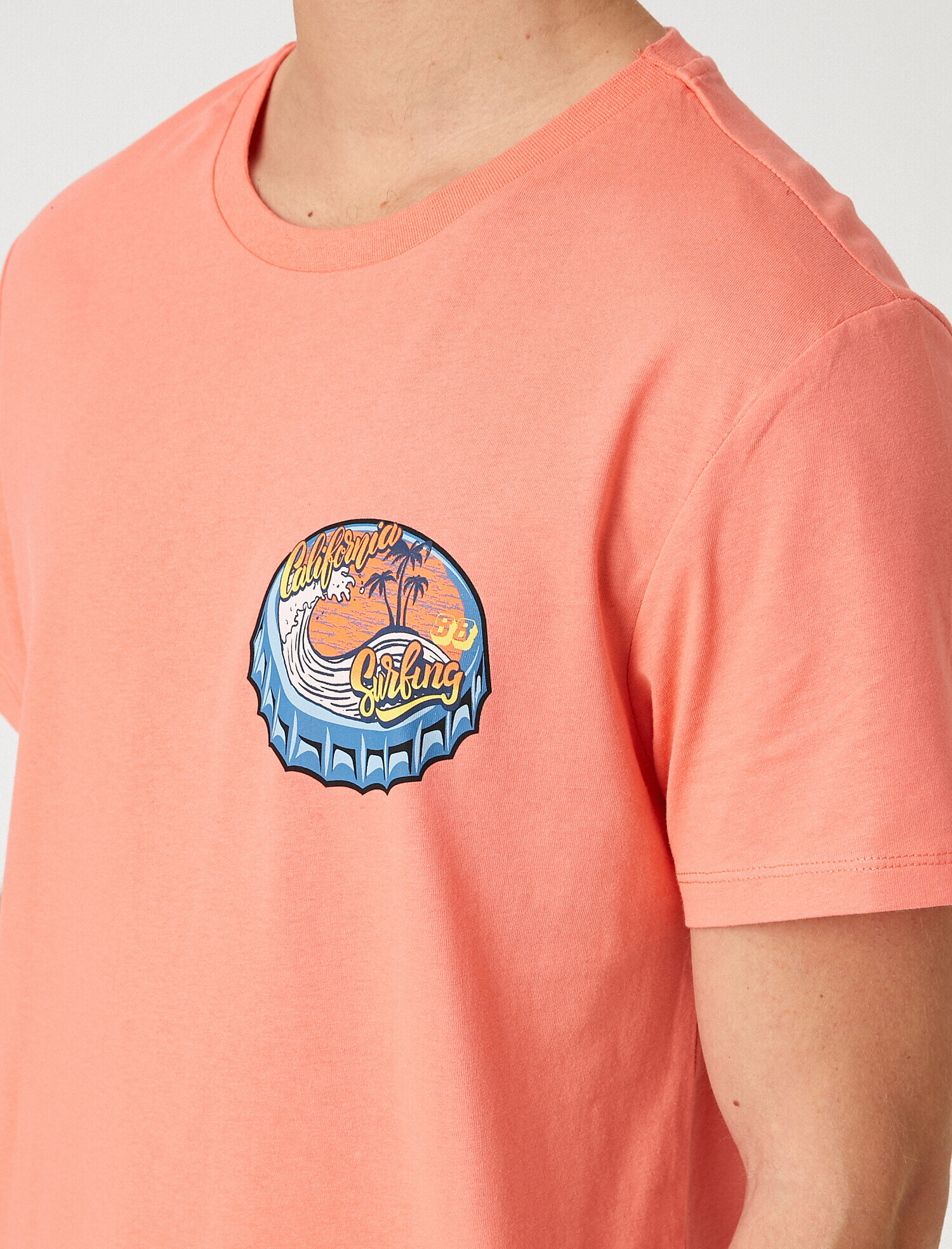   California Baskılı Tişört