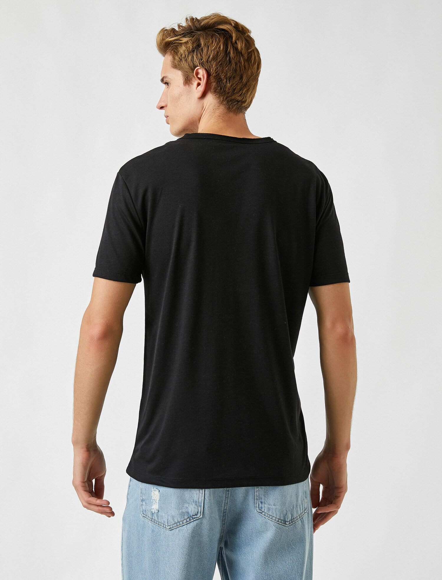   Basic Tişört Bisiklet Yaka