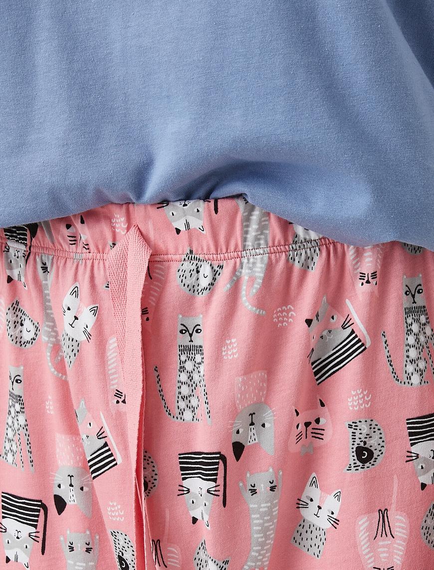   Pamuklu Desenli Pijama Takımı