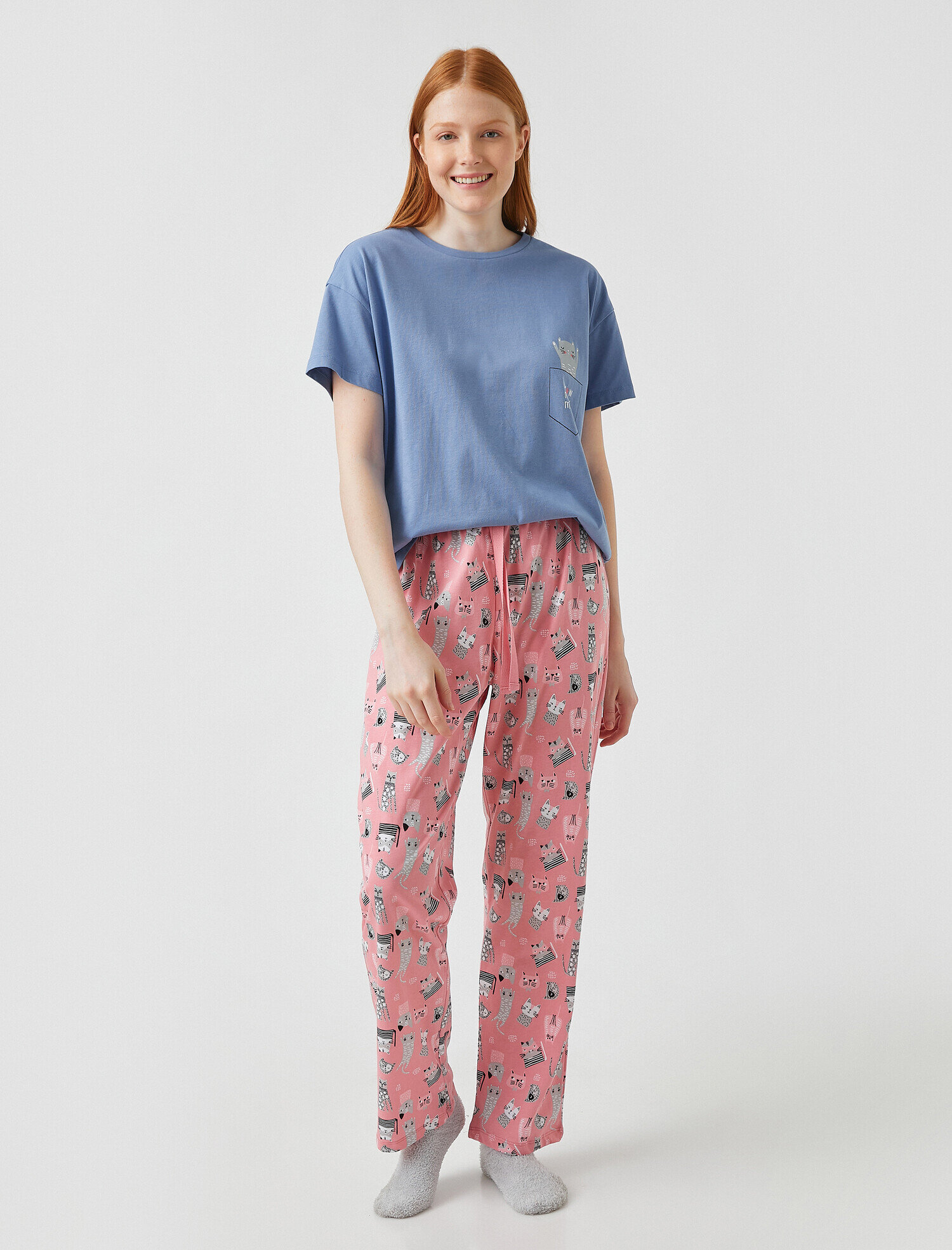   Pamuklu Desenli Pijama Takımı