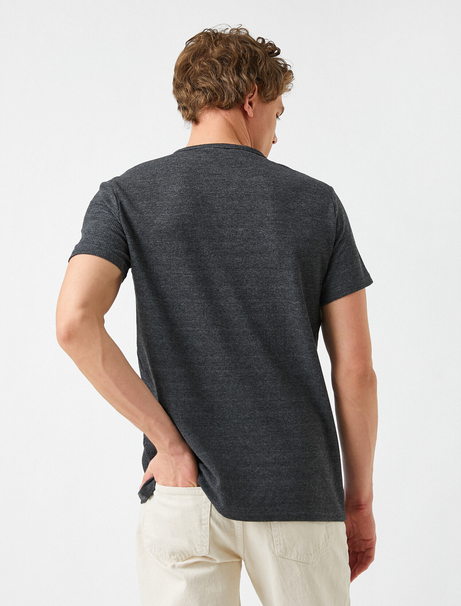   Basic Tişört Yakası Düğmeli Pike Kumaş