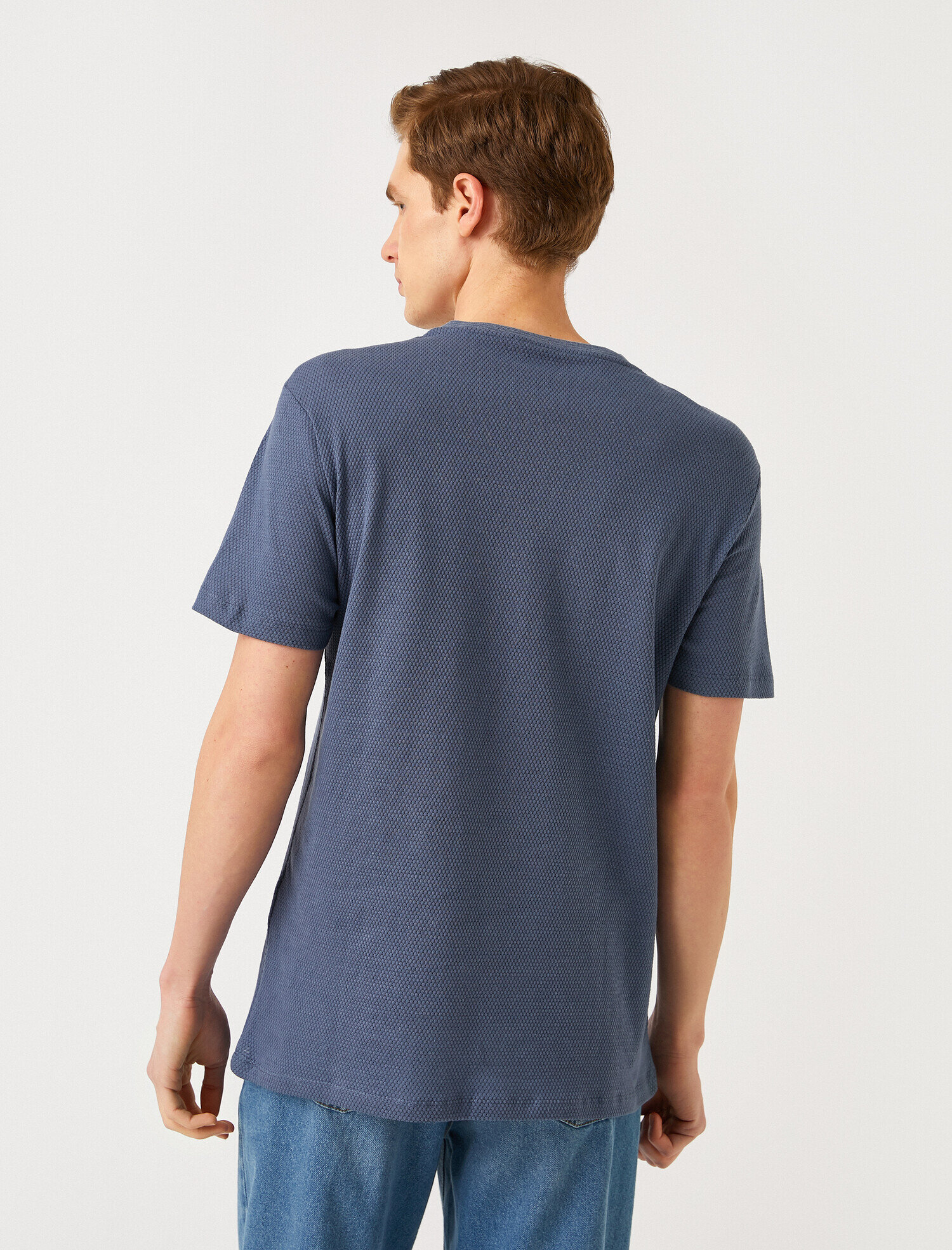   Slim Fit Dokulu Tişört