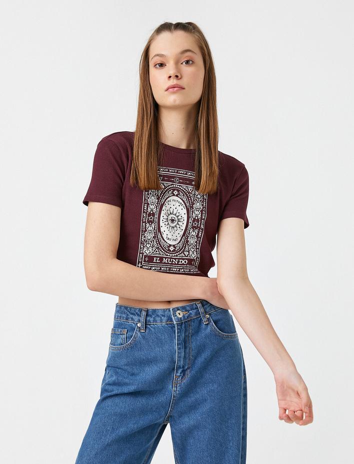  Kısa Kollu Baskılı Tişört