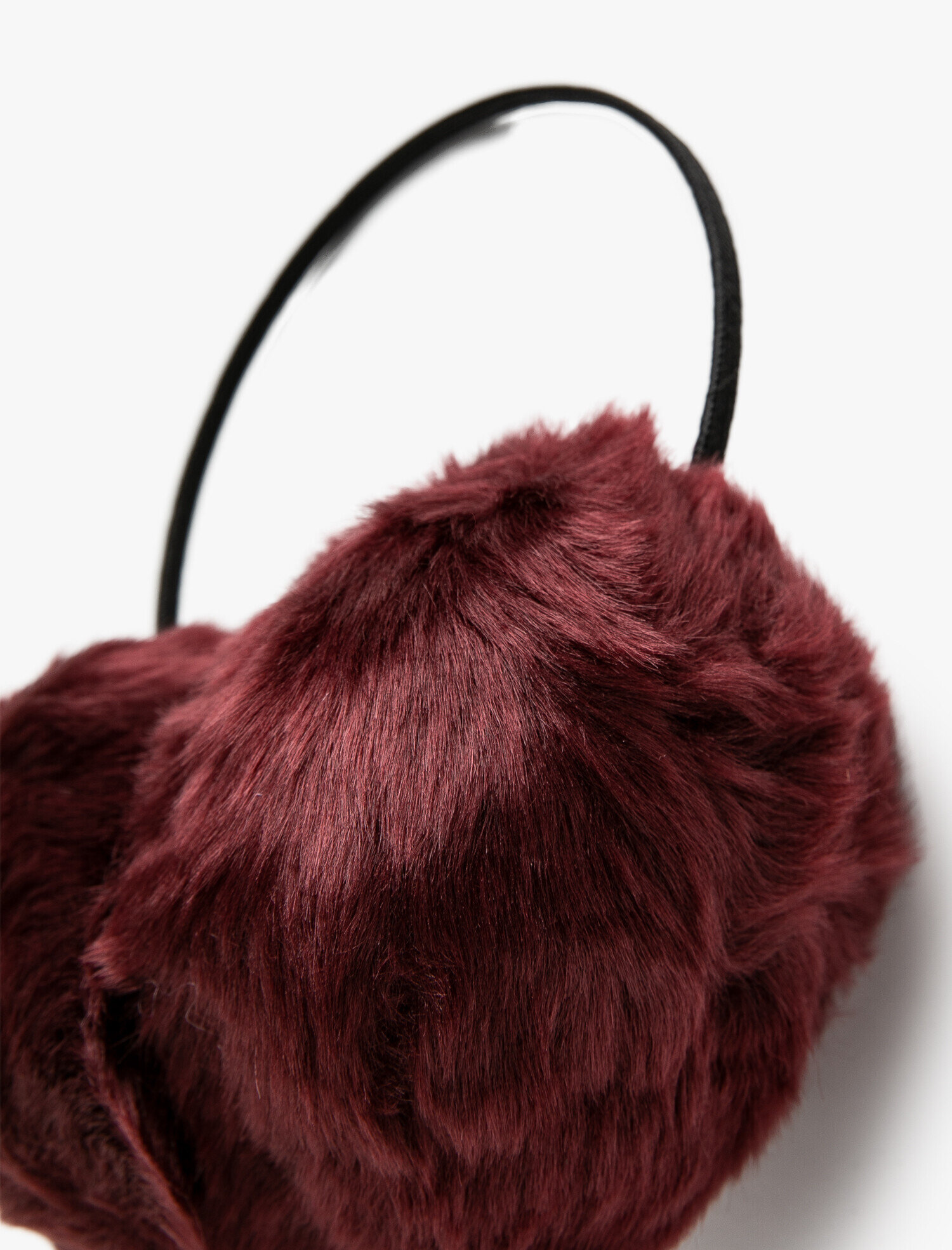  Kadın Tüylü Kulaklık