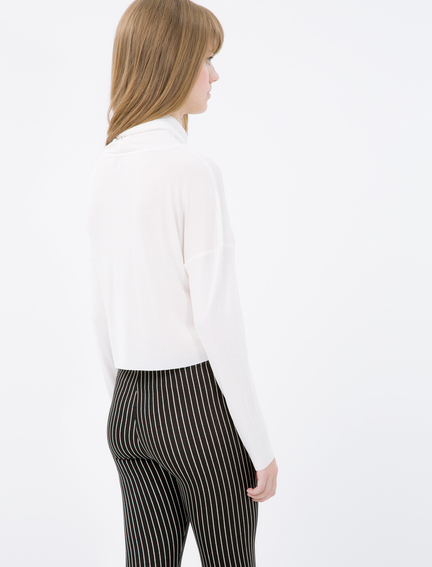   Uzun Kollu Tişört Balıkçı Yaka