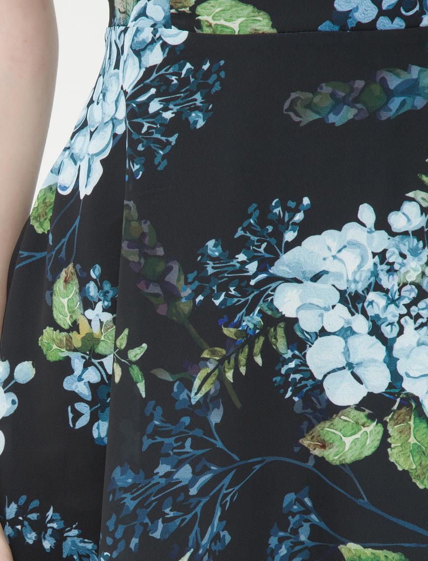   Çiçekli Şifon Mini Elbise Kolsuz Yuvarlak Yaka
