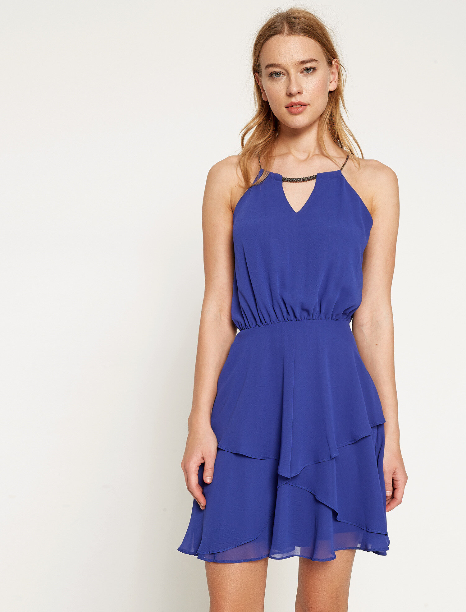   Yaka Detaylı Elbise