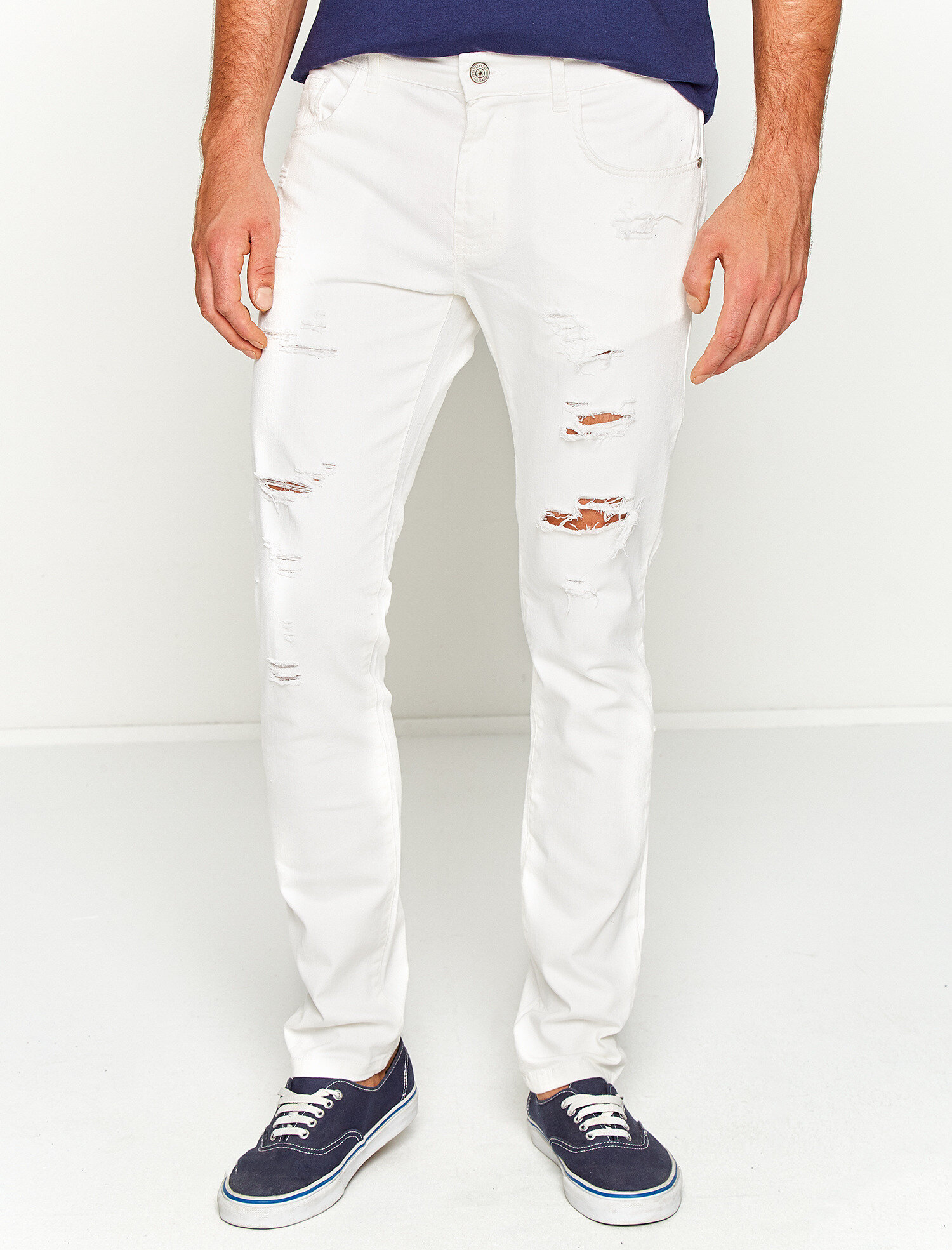   Yırtık Detaylı Dar Kesim Pantolon