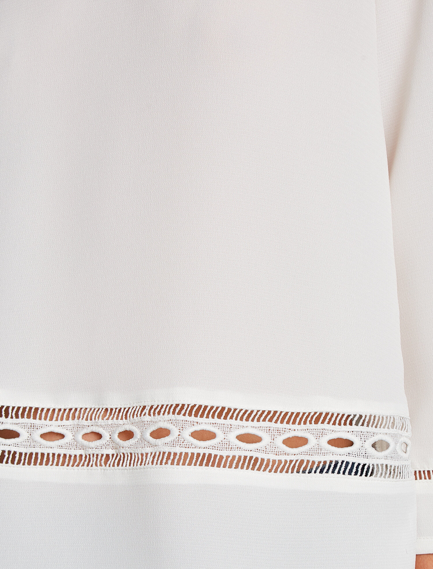   Dantel Detaylı Bluz