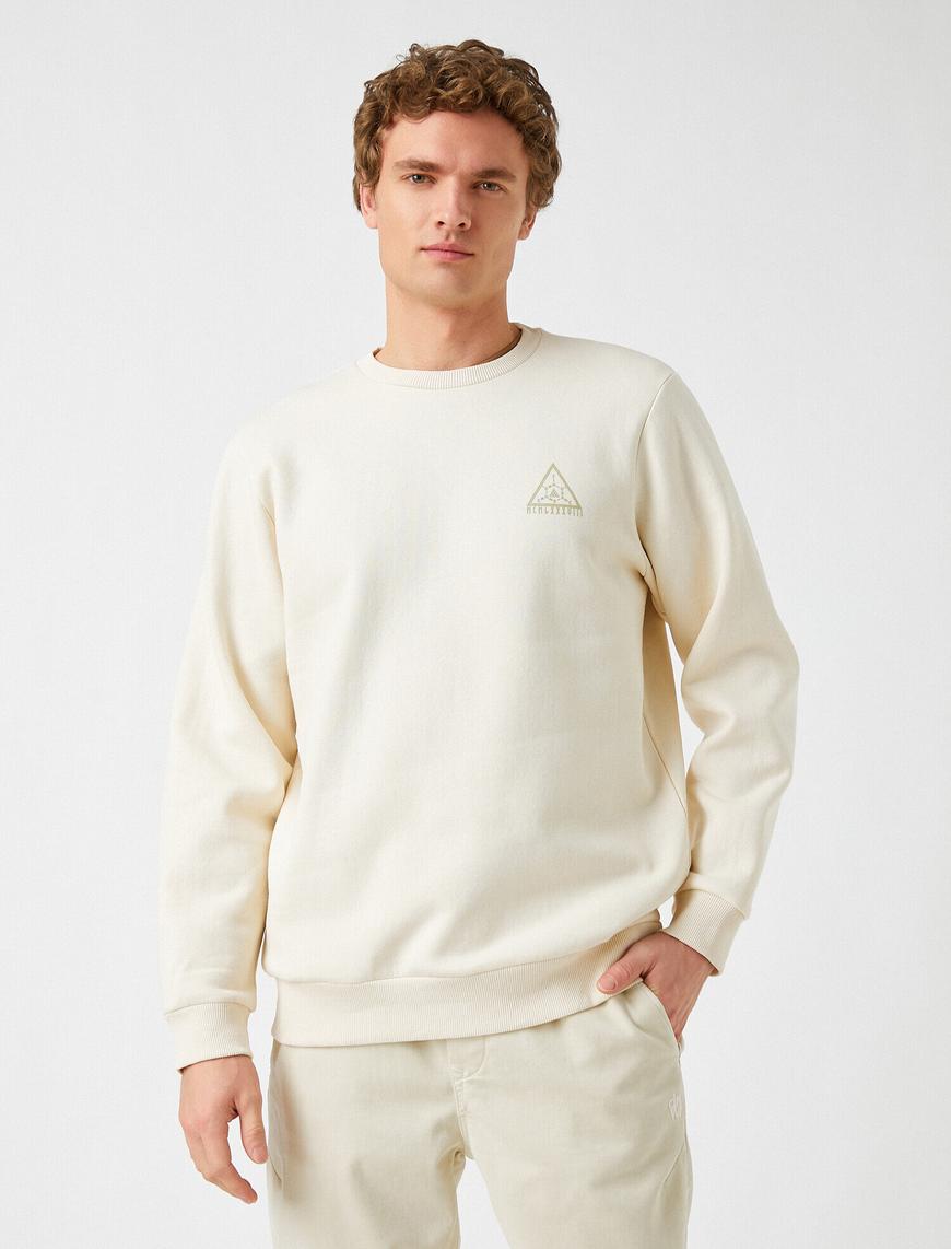   Minimal İşlemeli Sweatshirt