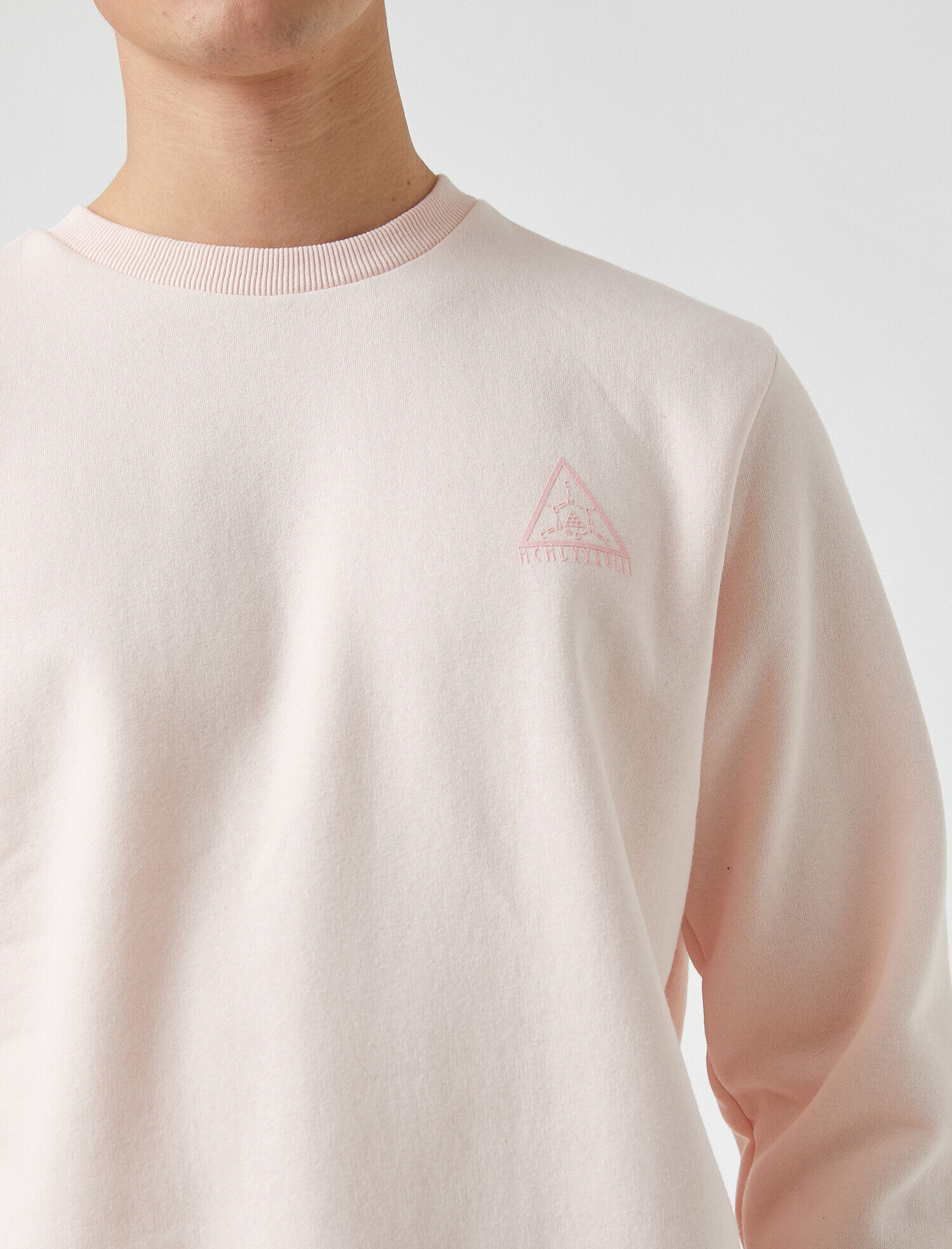 Minimal İşlemeli Sweatshirt