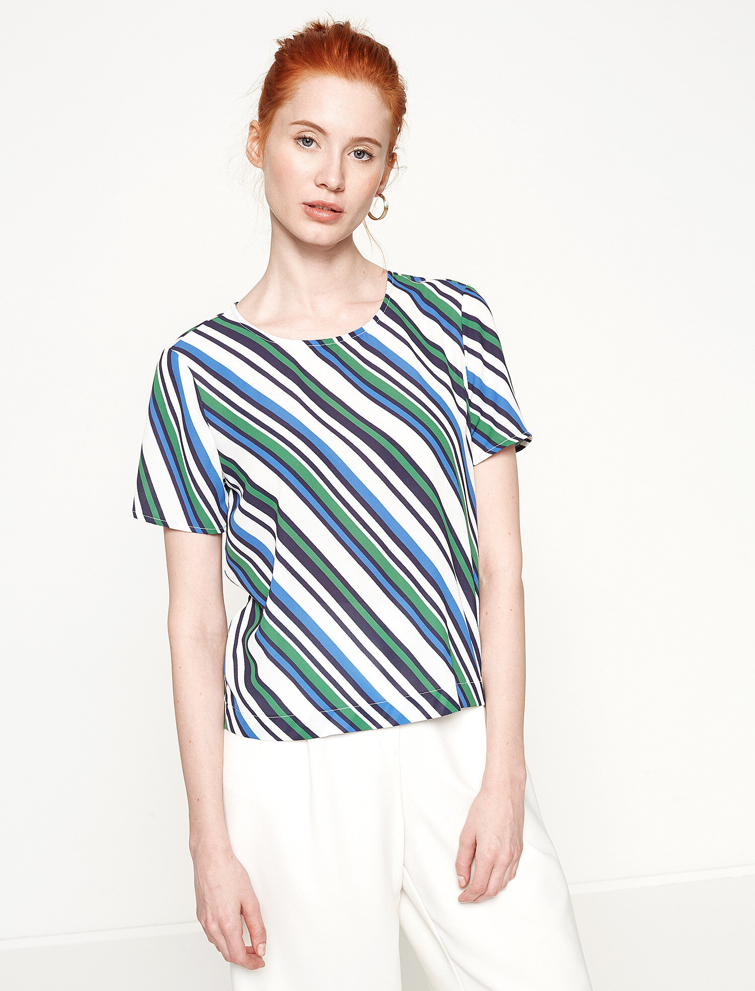   Desenli Bluz Kısa Kollu