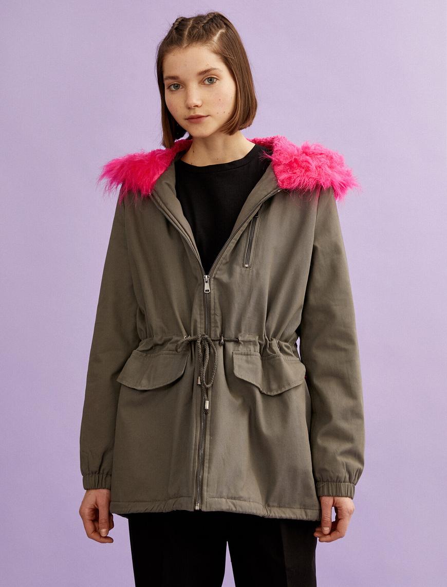   Kapüşonlu Parka