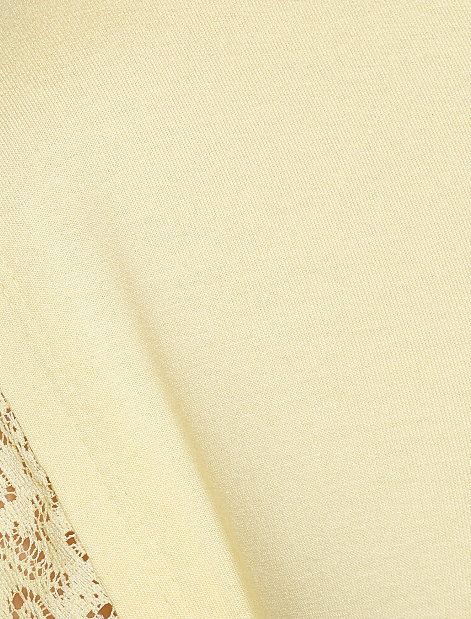   Dantel Detaylı Tişört