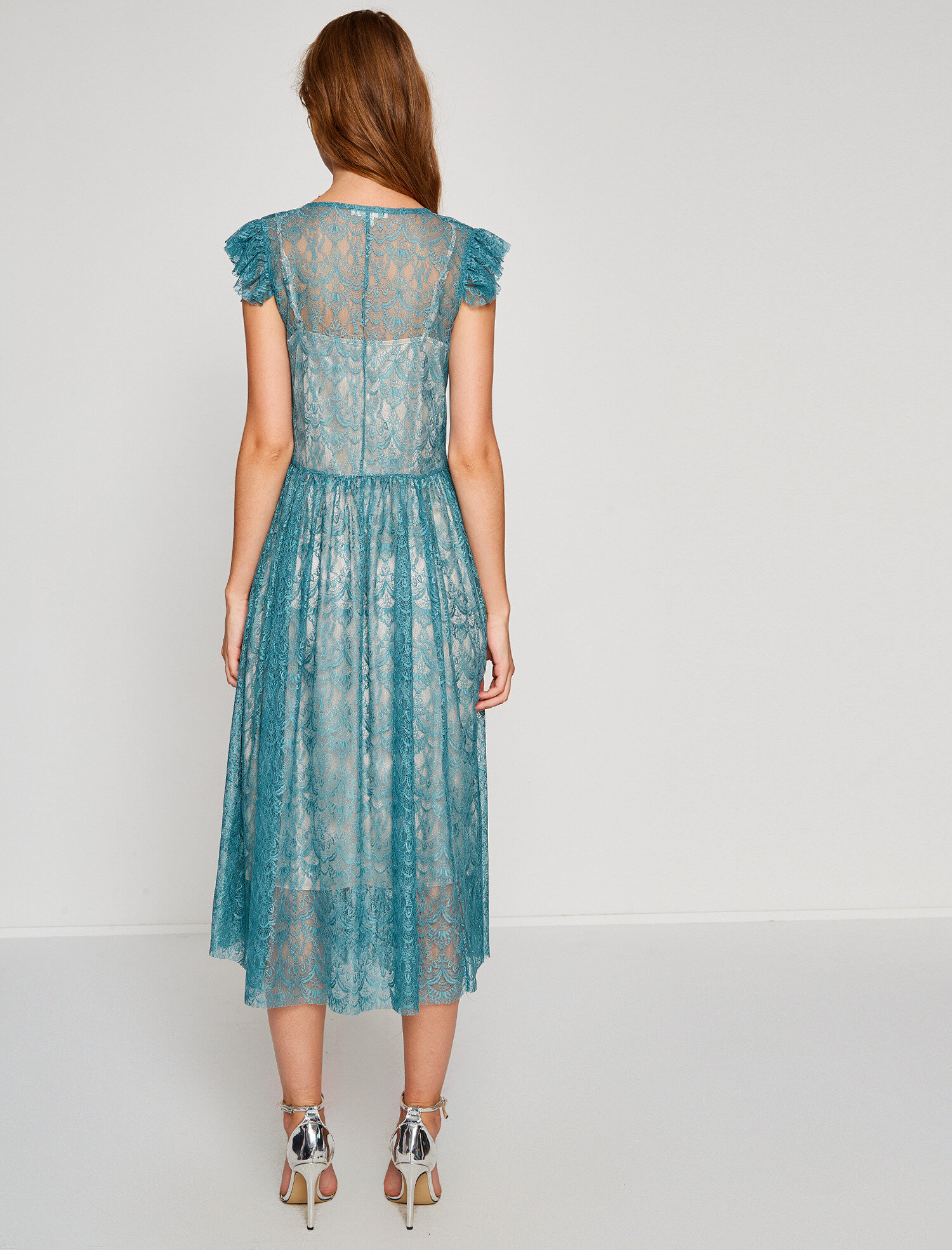   Dantel Detaylı Elbise