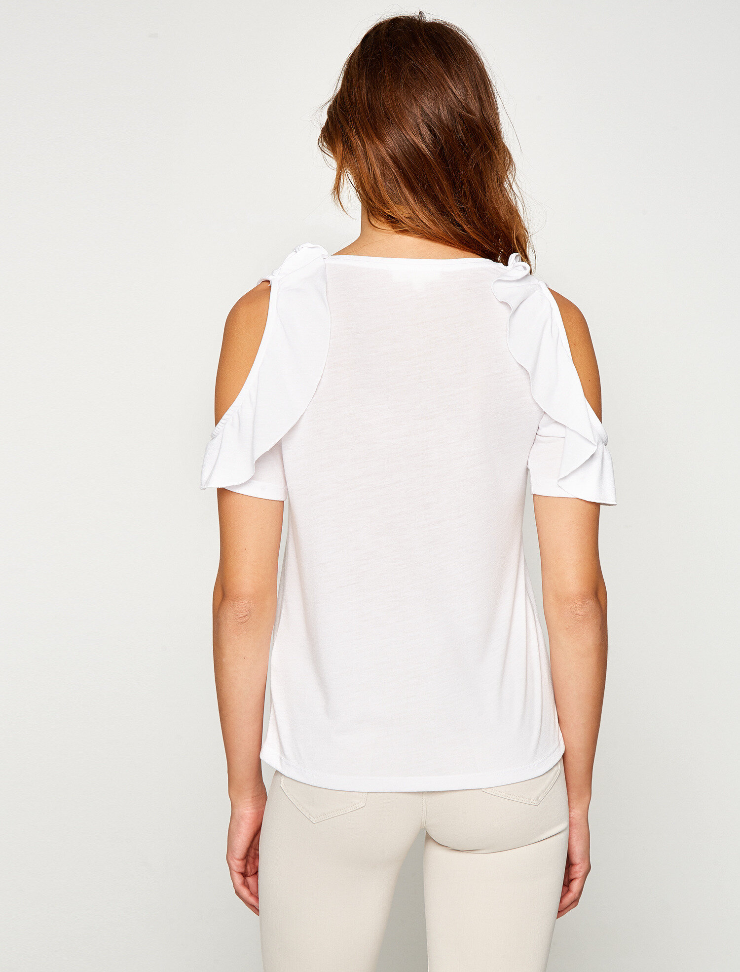   Omuz Detaylı Tişört