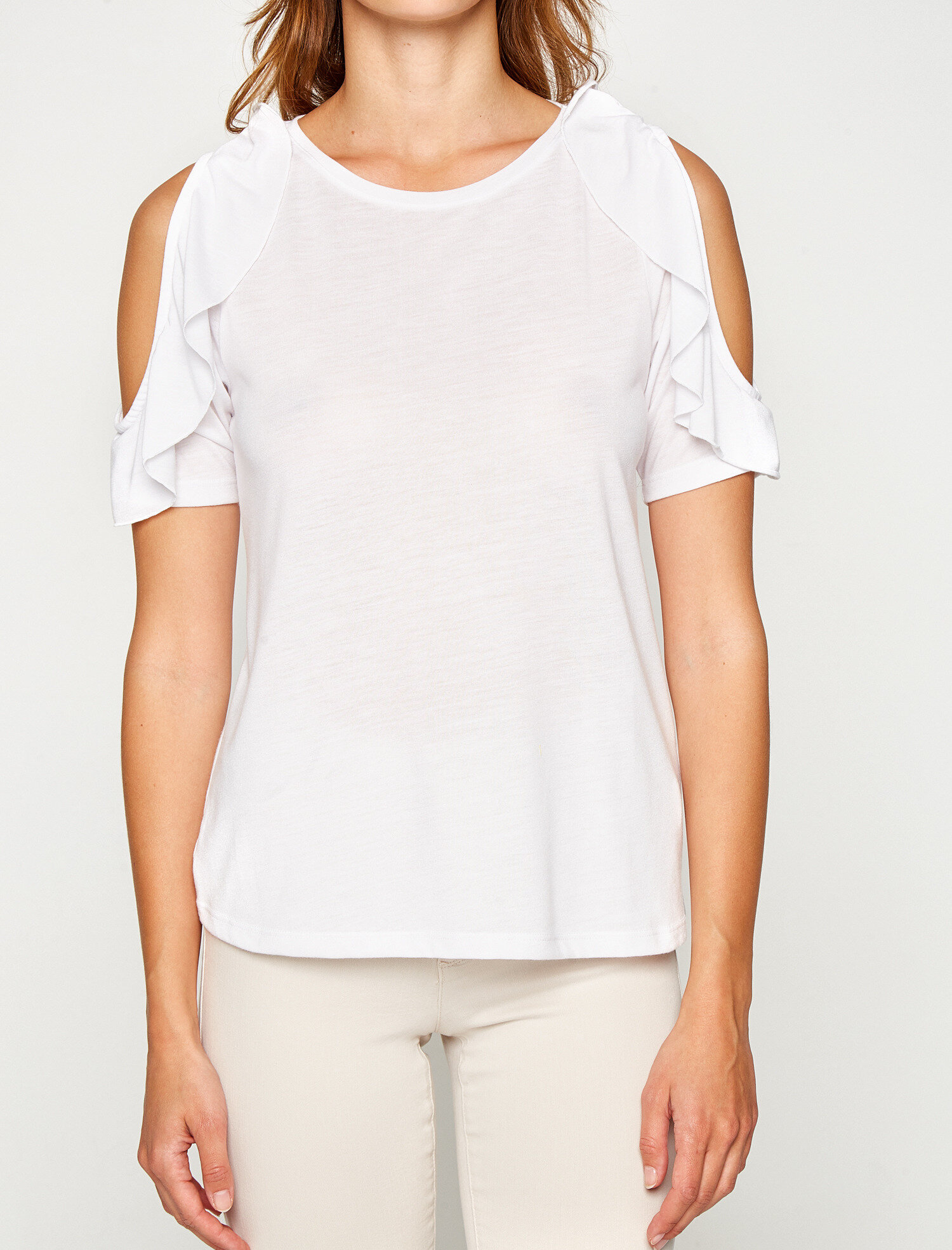   Omuz Detaylı Tişört