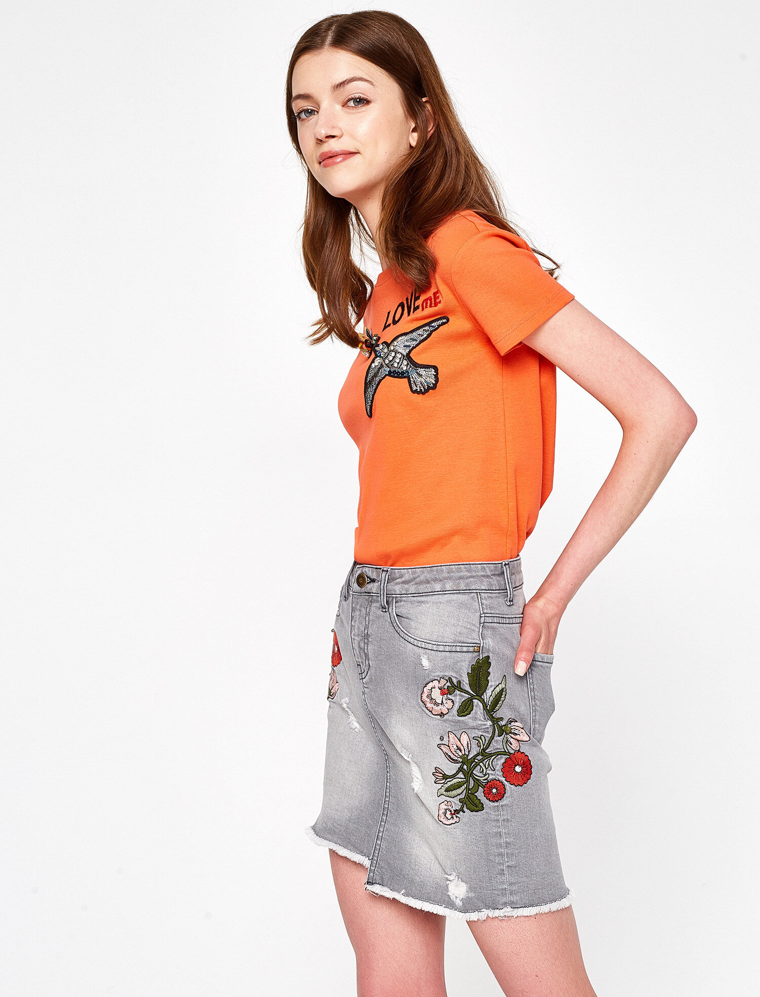   İşlemeli Jean Etek