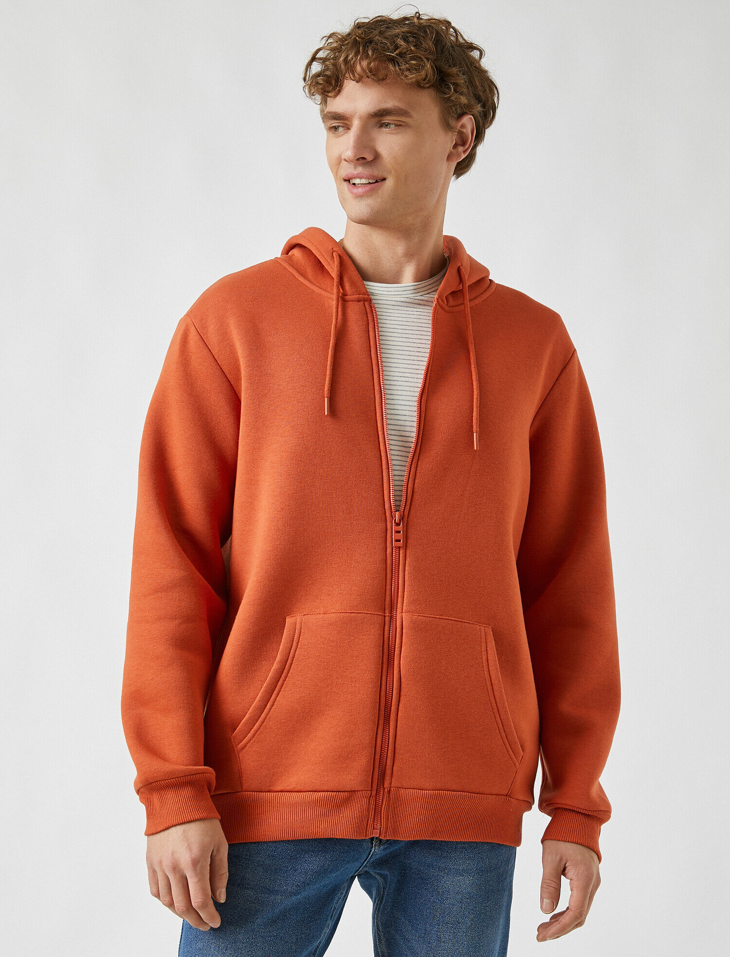   Kırçıllı Fermuarlı Kapüşonlu Sweatshirt