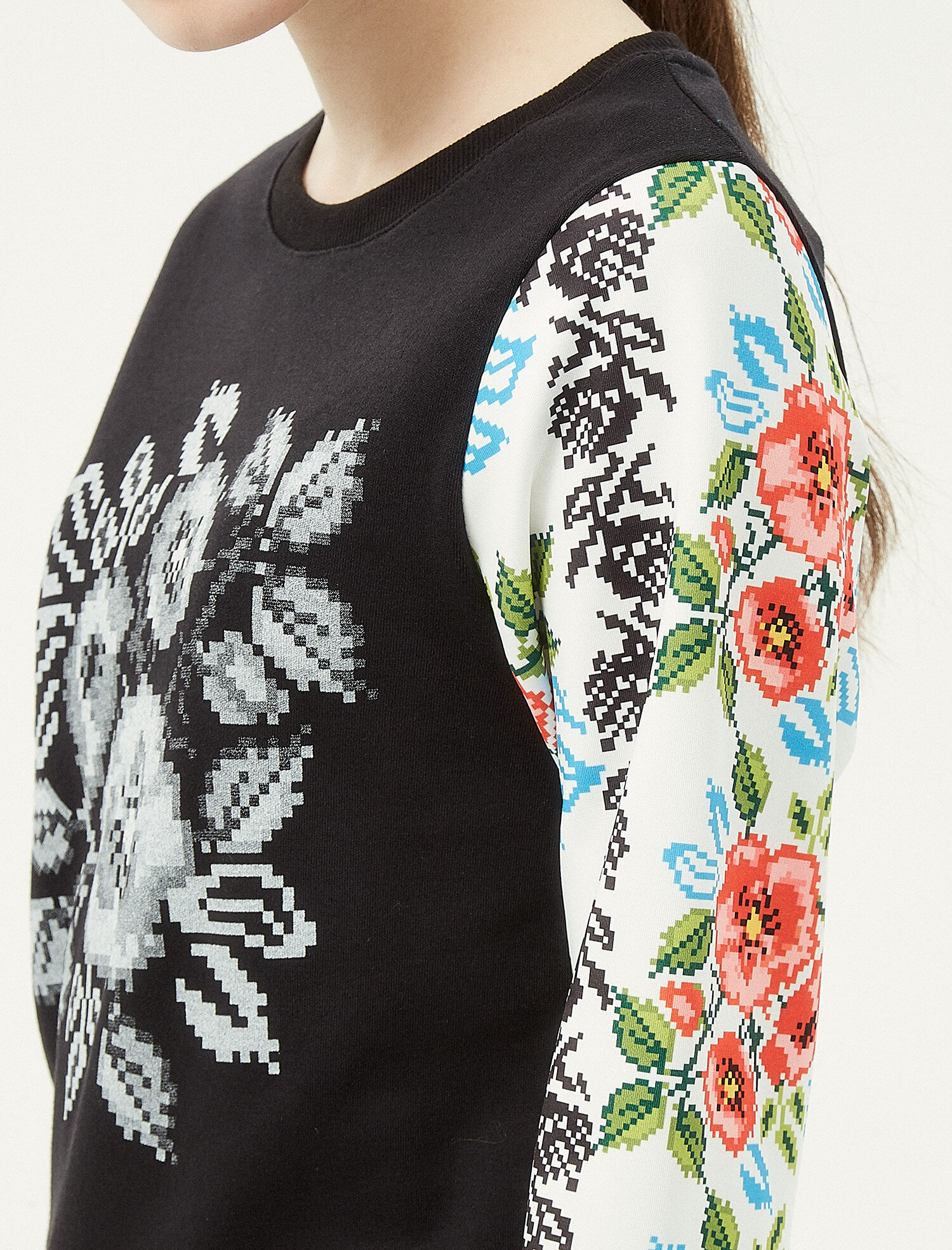   Çiçekli Sweatshirt