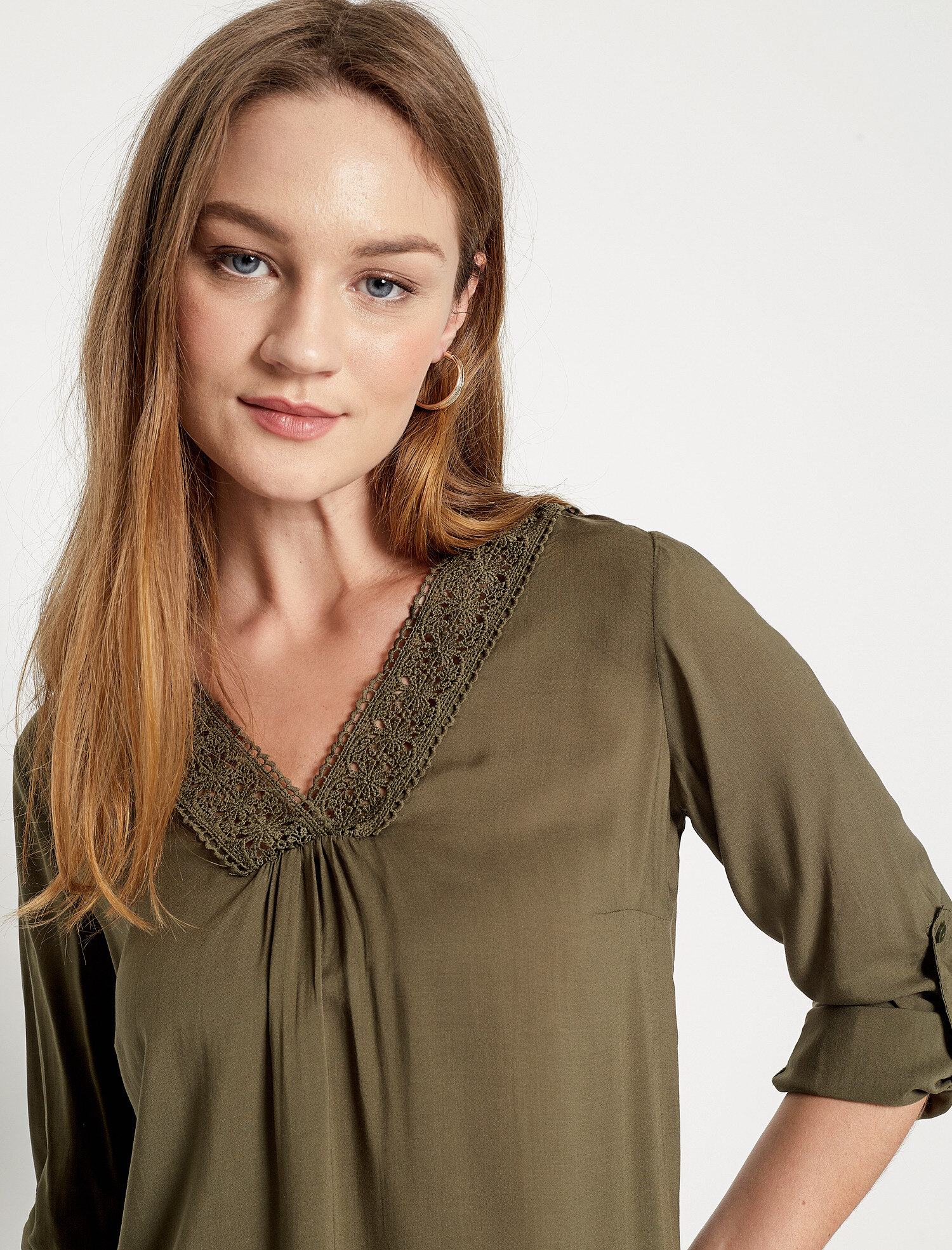   Dantel Detaylı Bluz