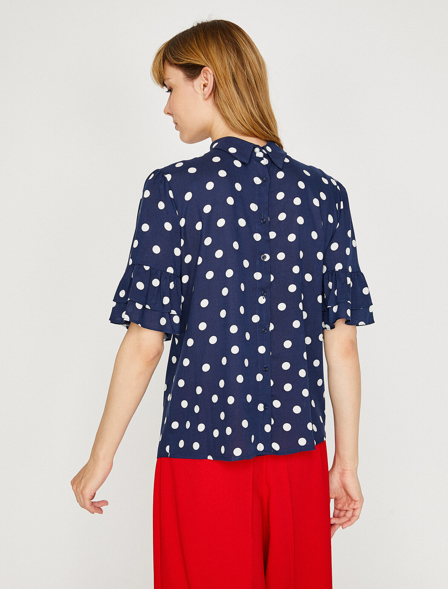   Puantiye Detaylı Gömlek