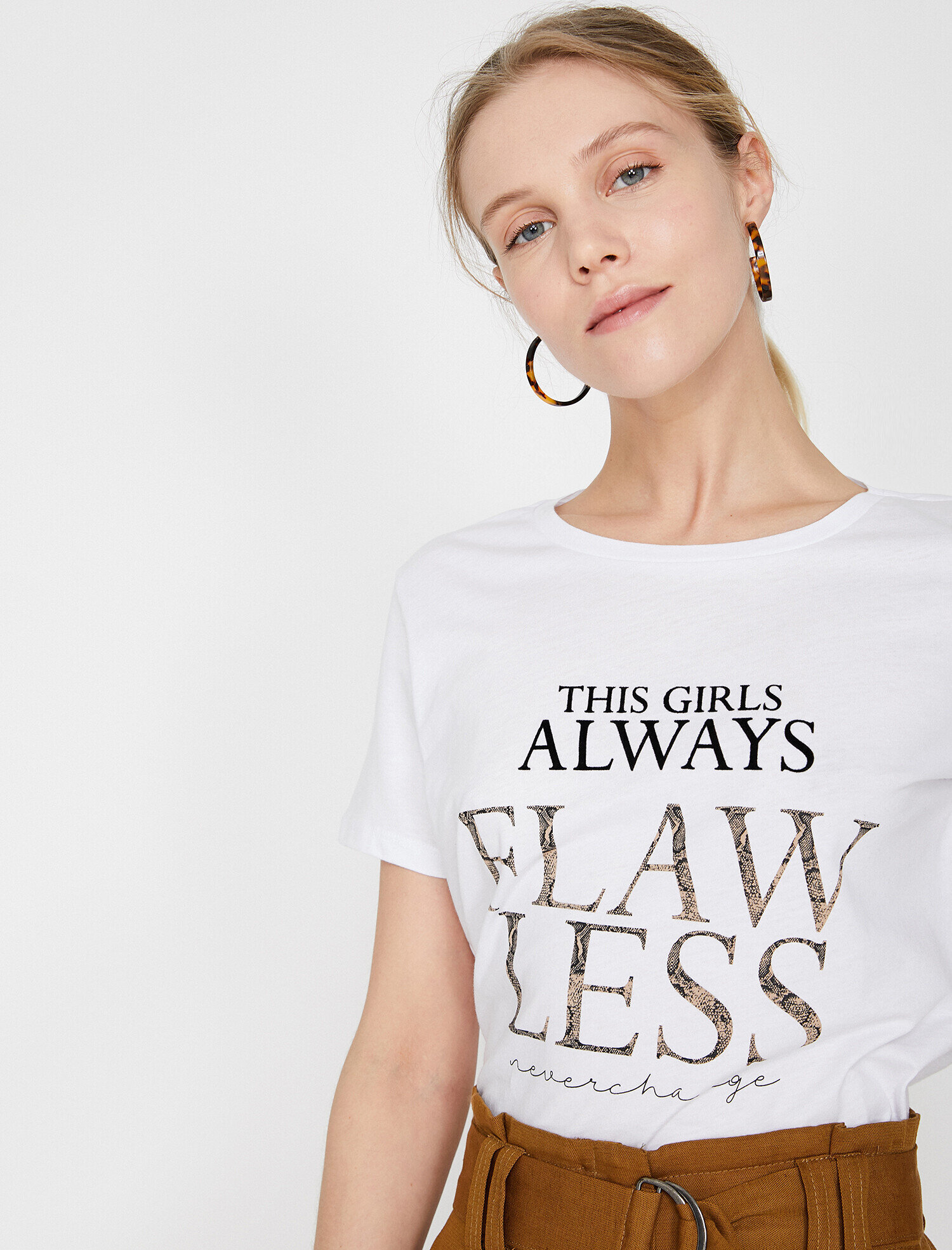   Yazılı Baskılı Tişört