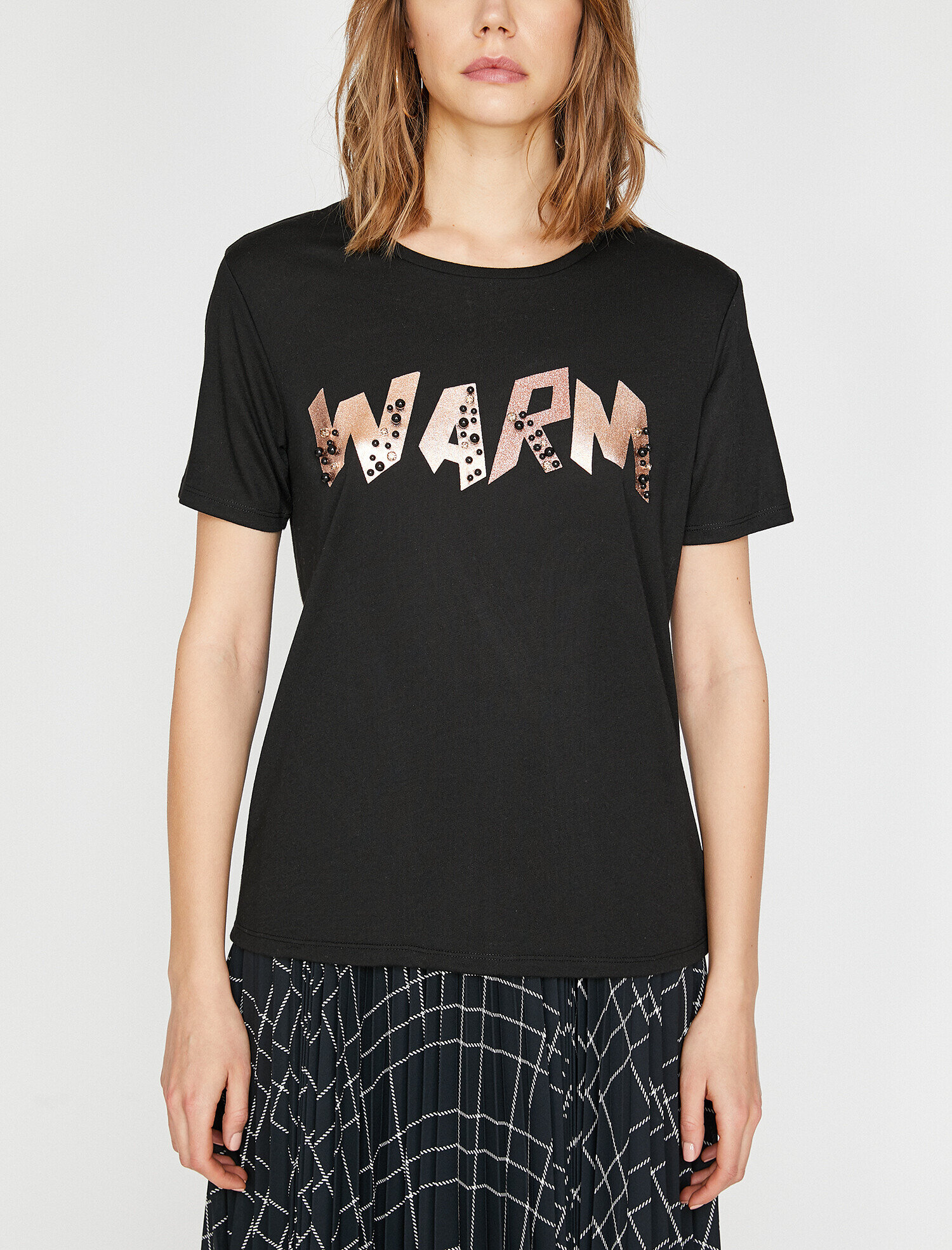   İnci Detaylı Tişört