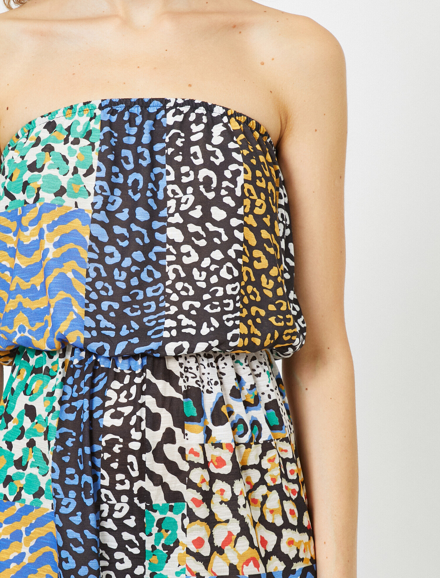 Omuz Detaylı Kolsuz Leopar Desenli Tulum