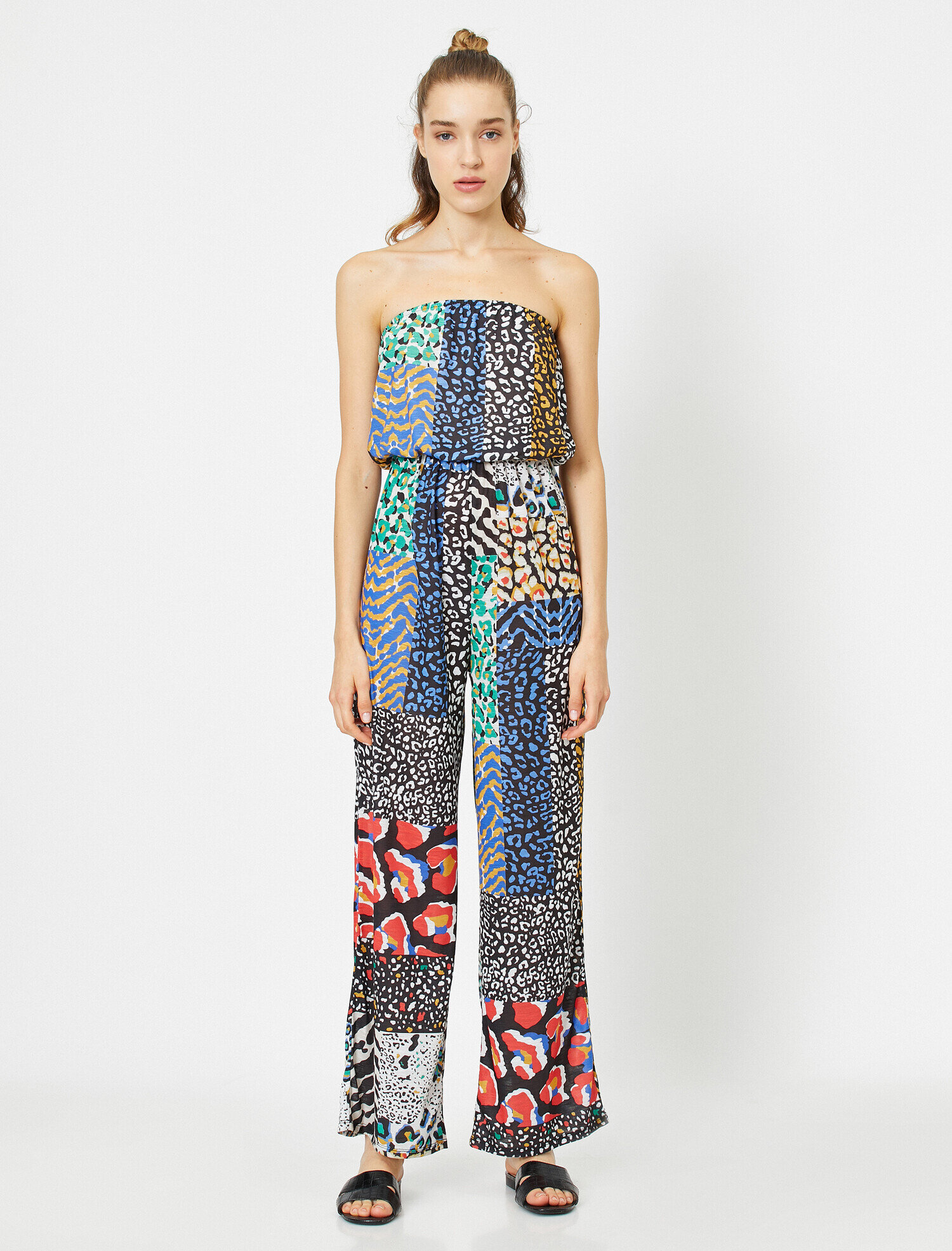 Omuz Detaylı Kolsuz Leopar Desenli Tulum