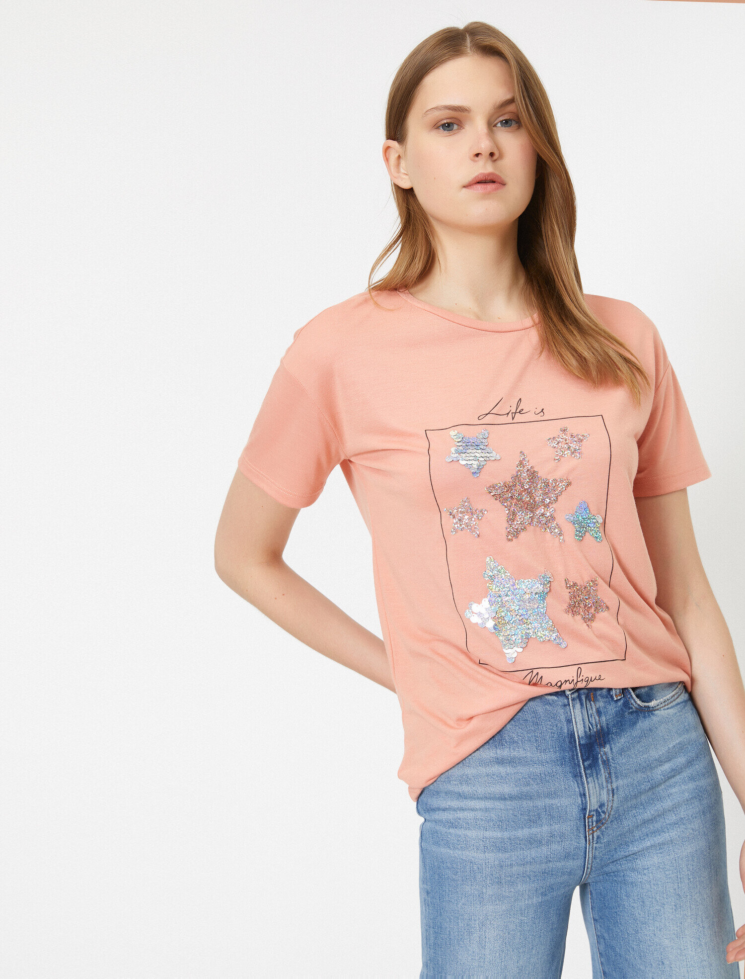   Yıldız Pul Payet Detaylı Geniş Kalıp Bisiklet Yaka Tişört