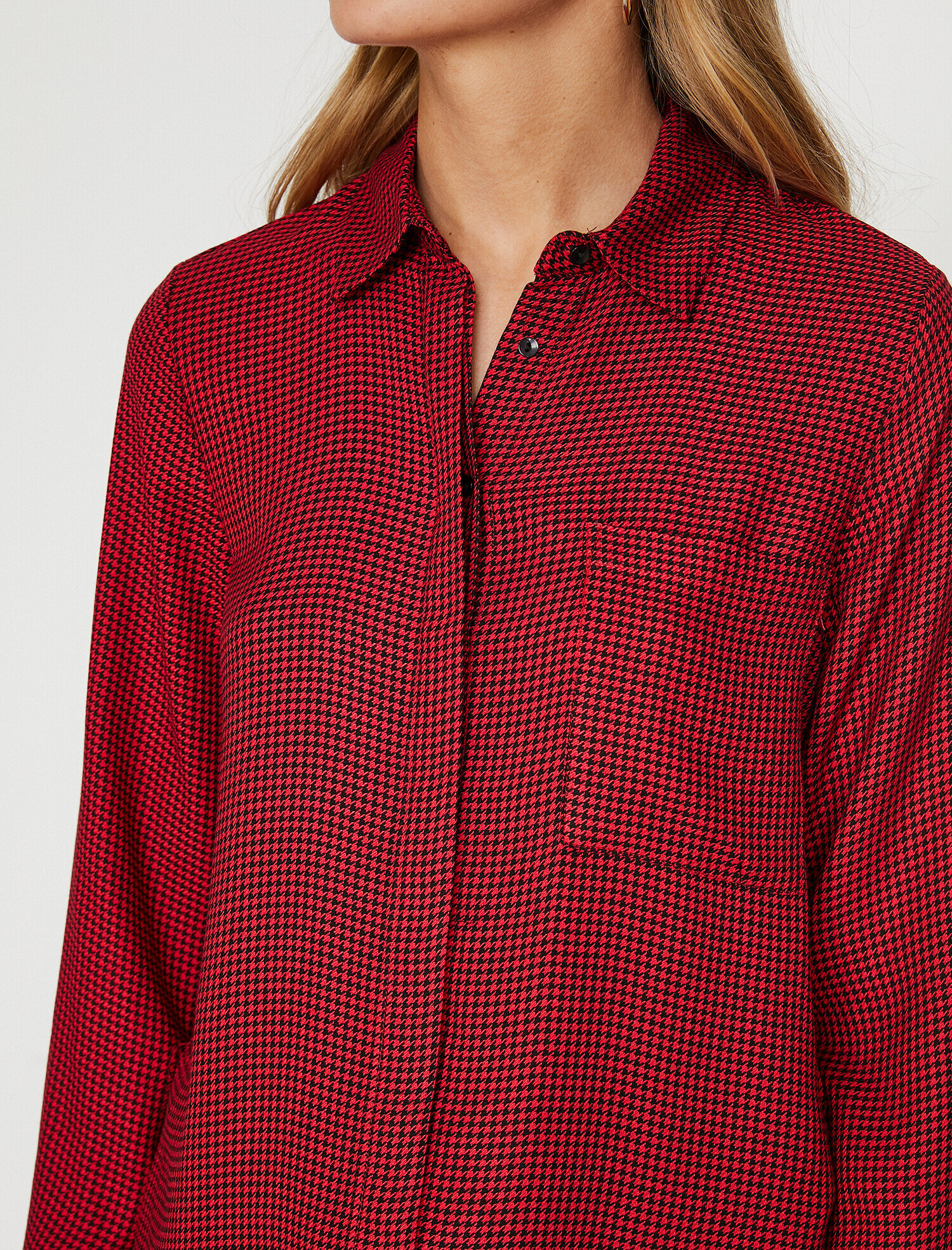   Cep Detaylı Gömlek