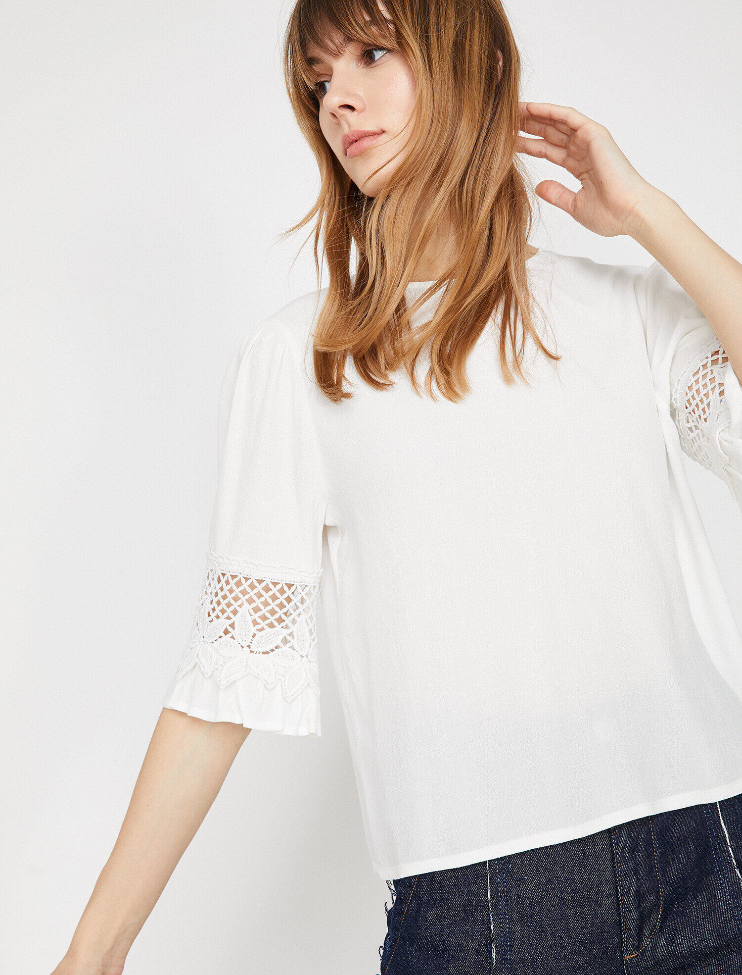   Dantel Detaylı Bluz