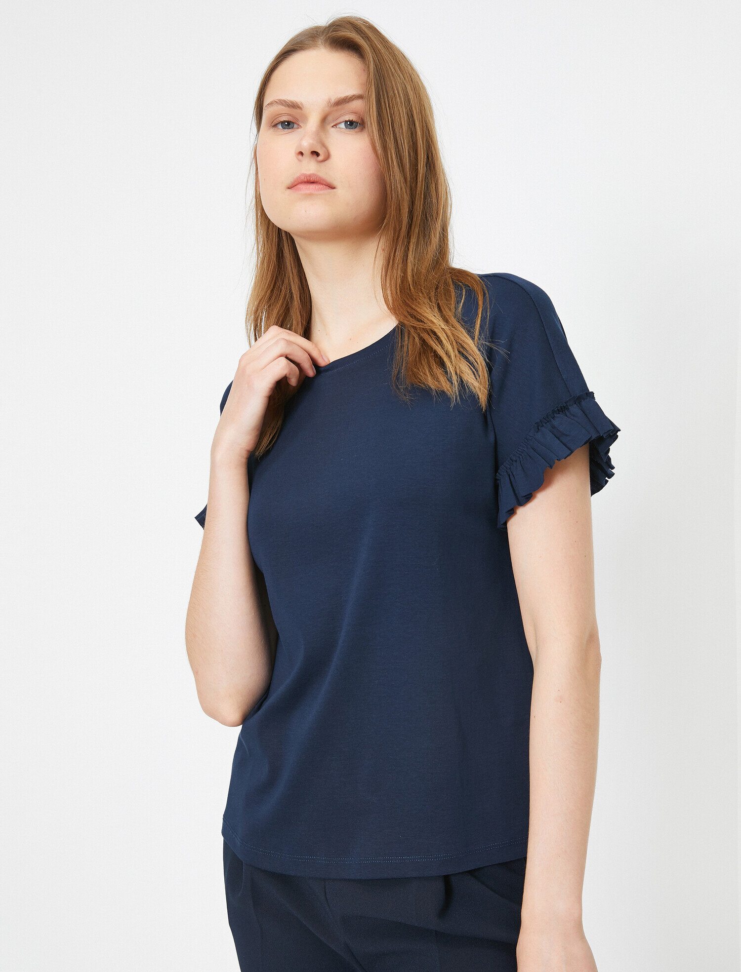   Bisiklet Yaka Kısa Kollu Fırfır Detaylı Tişört