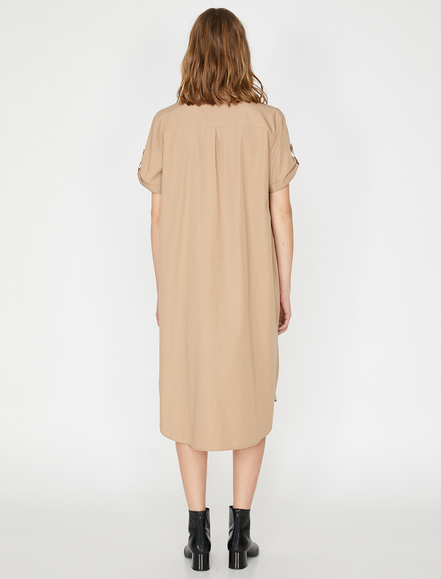   Düğme Detaylı Elbise