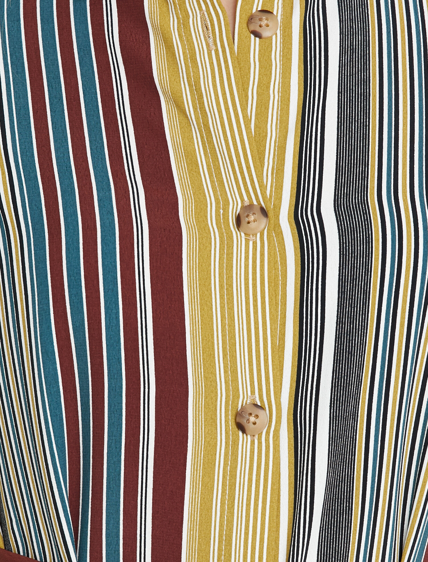   Düğme Detaylı Elbise