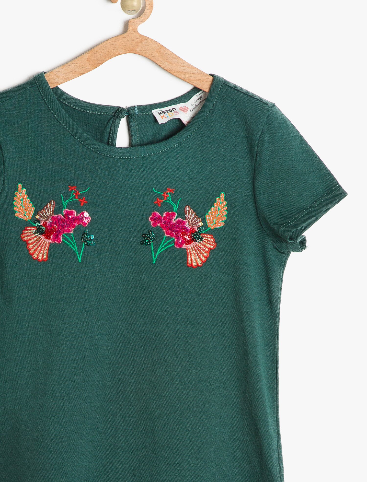  Kız Çocuk İşlemeli Tişört