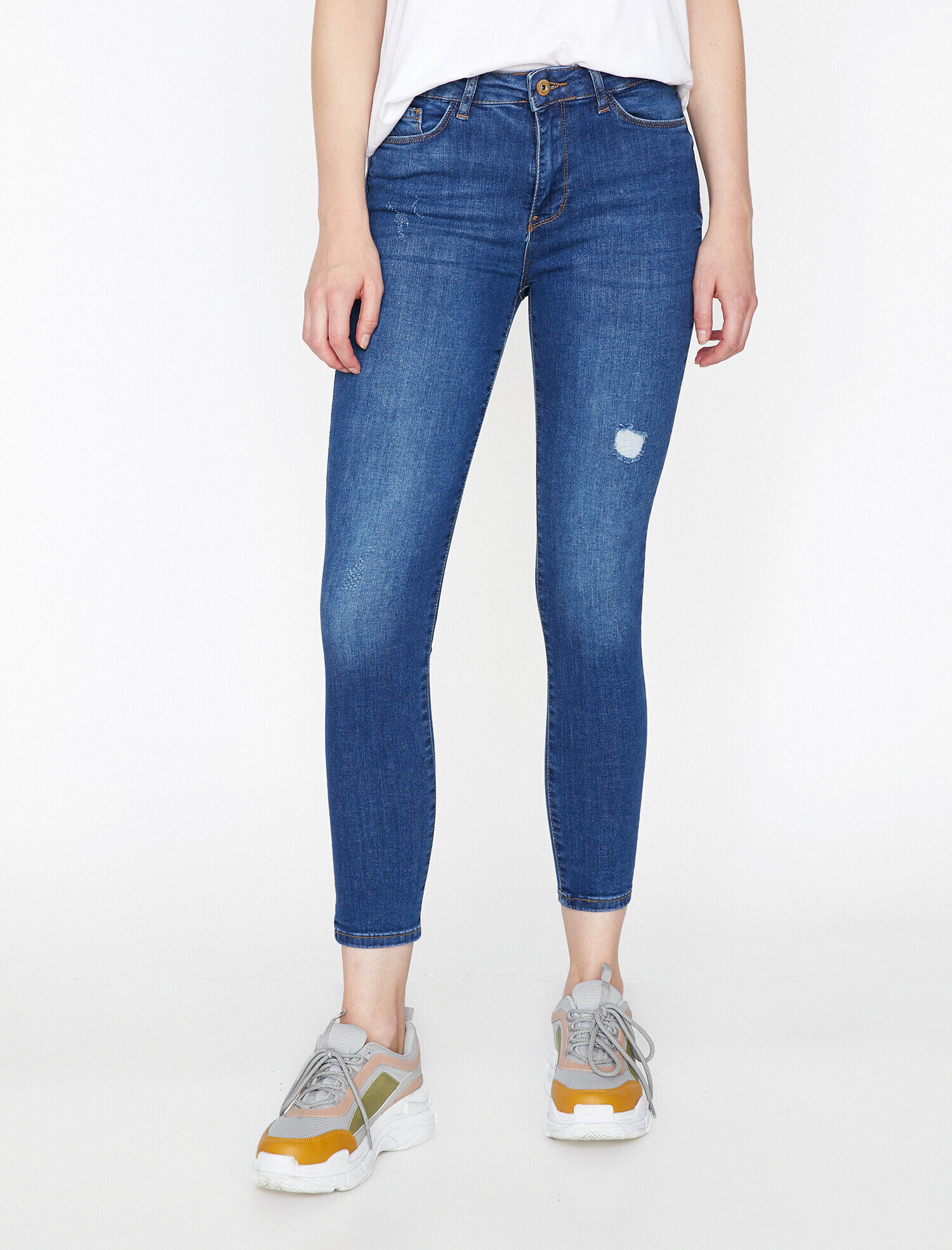   Carmen Jean Pantolon